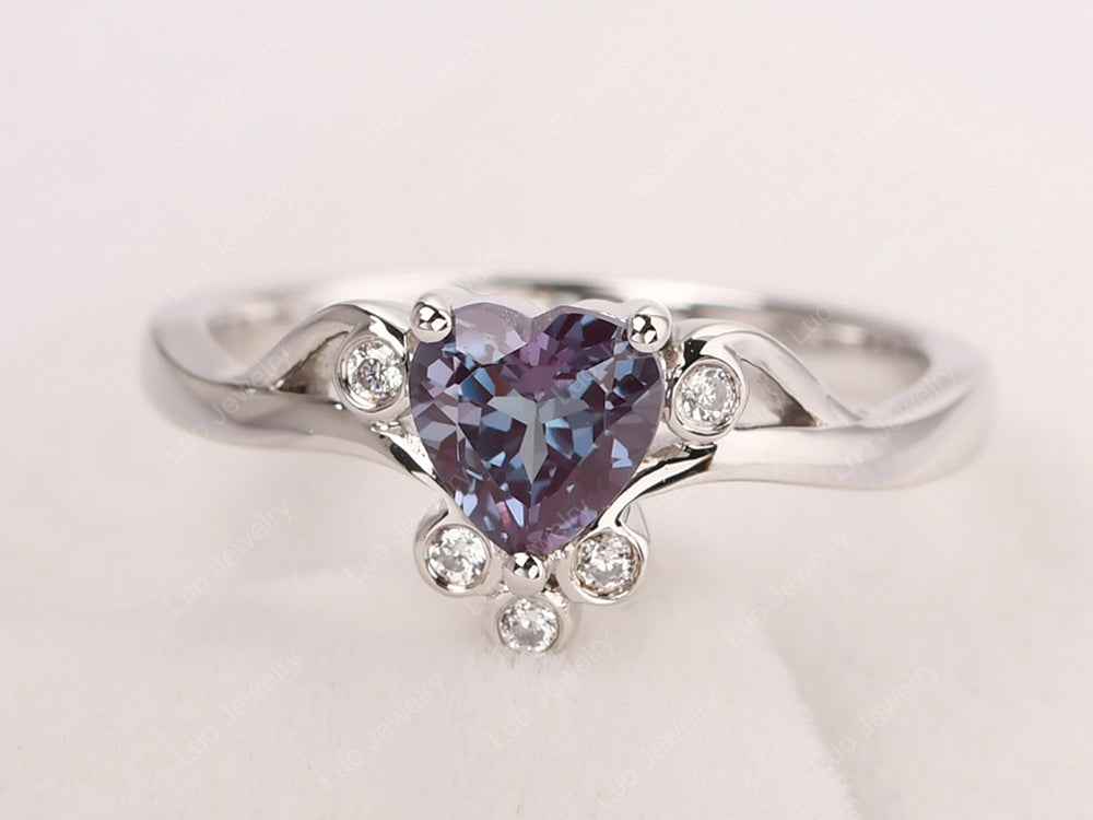 Heart Shaped Alexandrite Wave Ring - LUO Jewelry