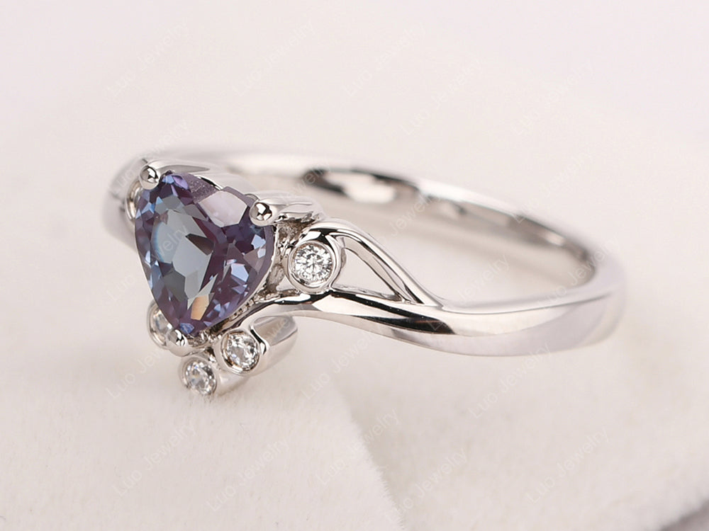 Heart Shaped Alexandrite Wave Ring - LUO Jewelry