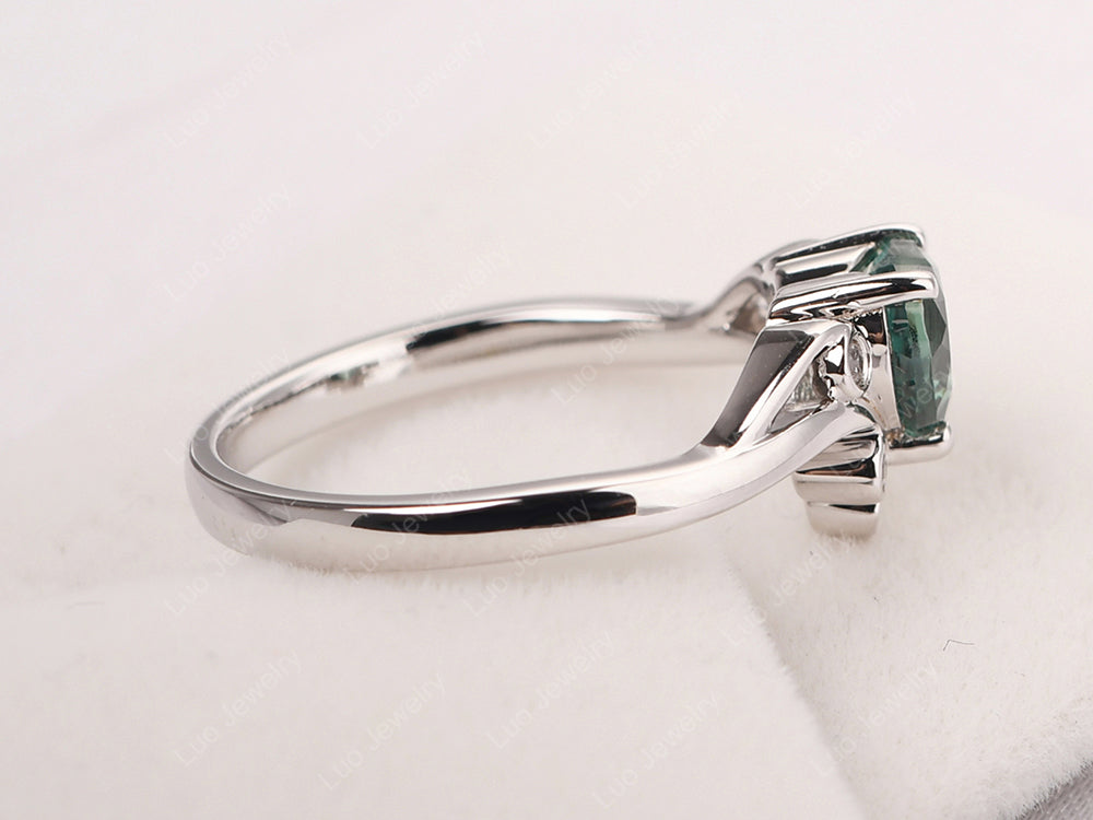 Heart Shaped Green Sapphire Wave Ring - LUO Jewelry