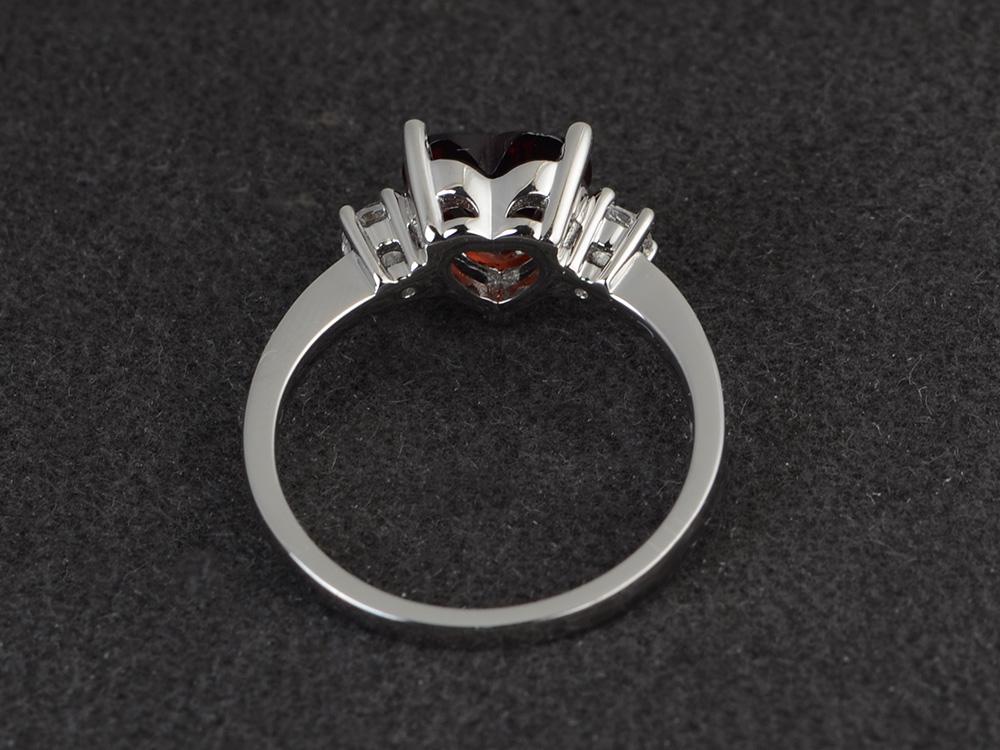 Heart Garnet Engagement Ring - LUO Jewelry
