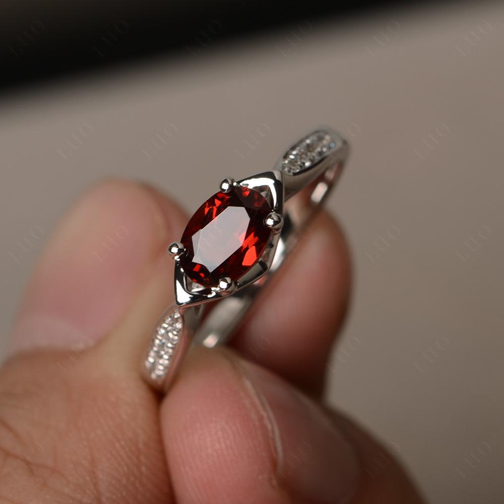 Petite Oval Horizontal Garnet Ring - LUO Jewelry
