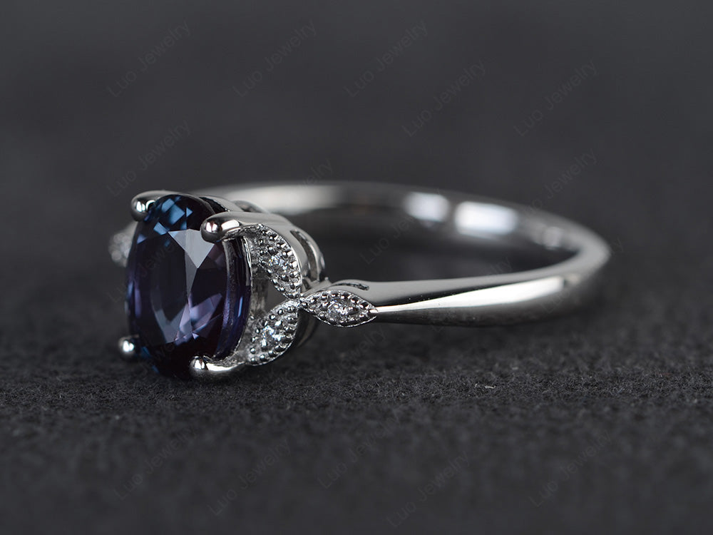 Alexandrite Ring Vintage Oval Engagement Rings - LUO Jewelry