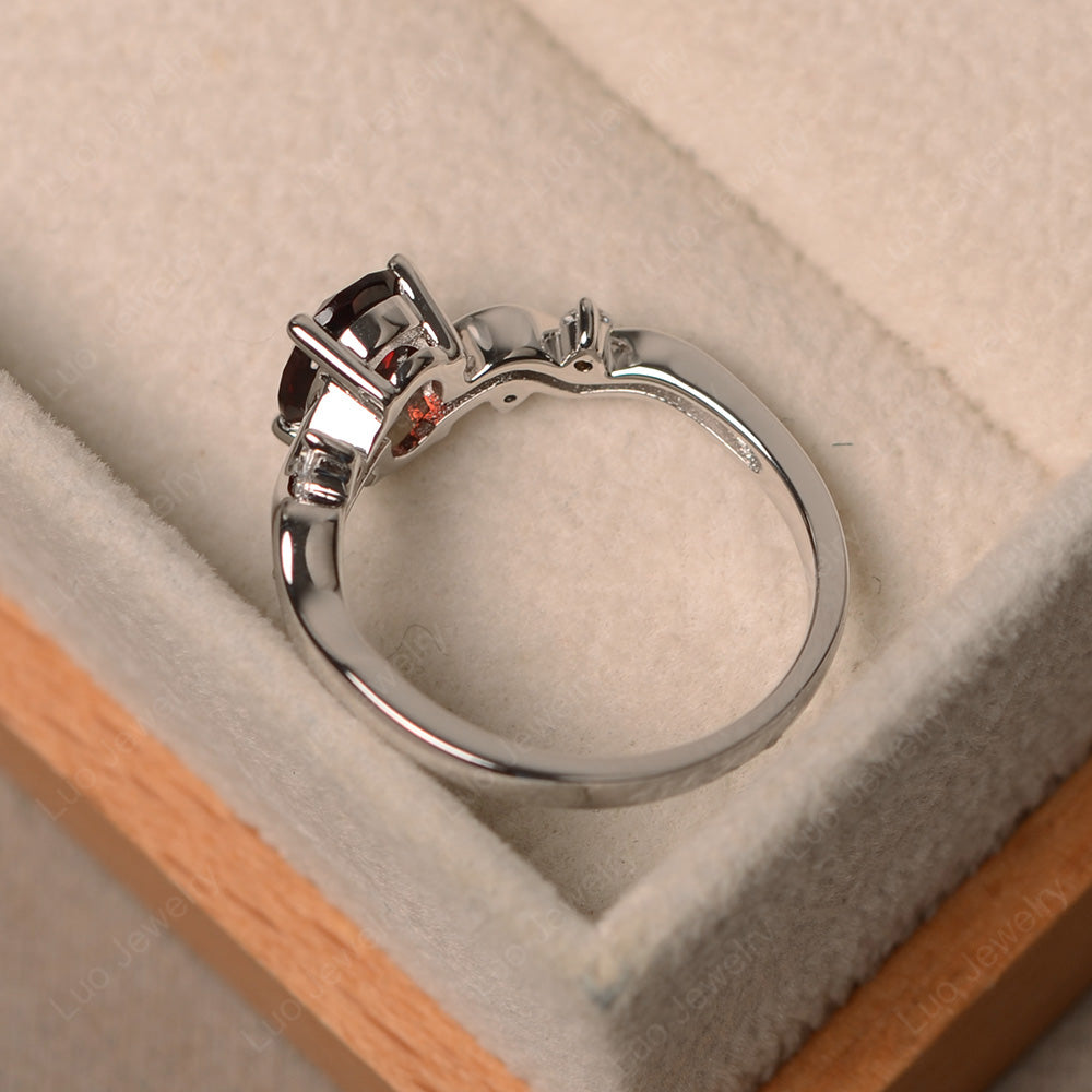 Oval Eccentric Garnet Ring Yellow Gold - LUO Jewelry