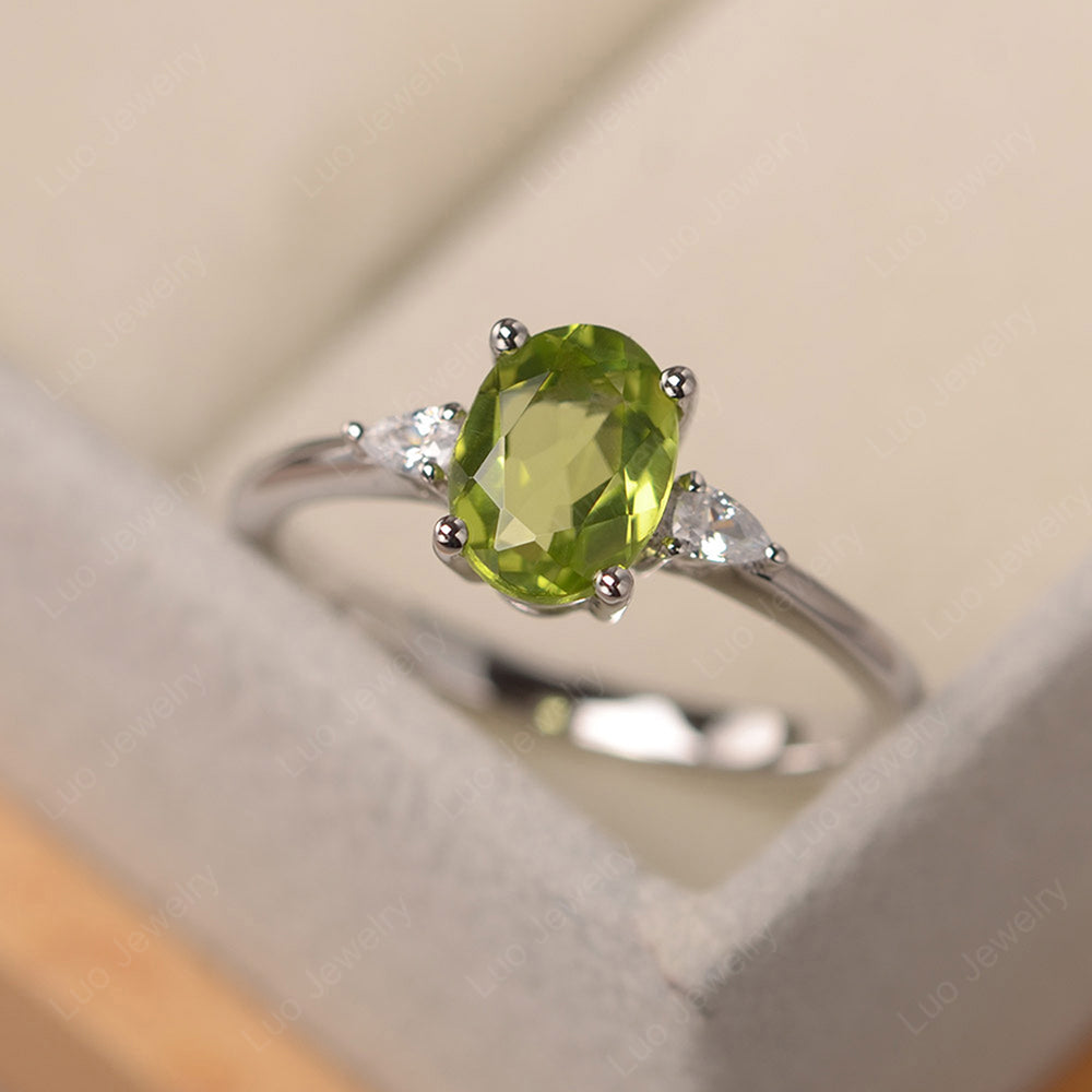 Simple Oval Cut Peridot Ring Yellow Gold - LUO Jewelry