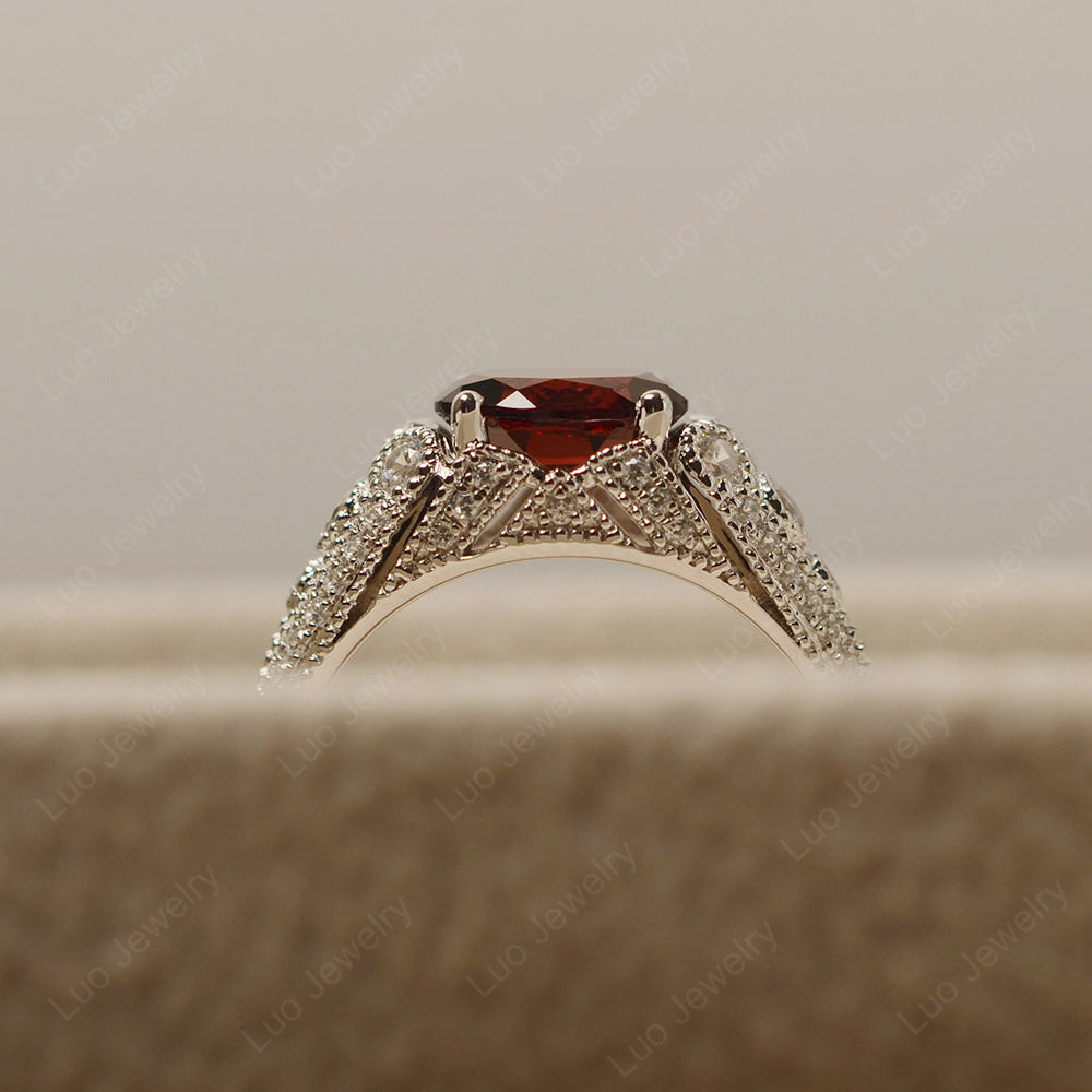 Vintage Horizontal Oval Cut Garnet Ring - LUO Jewelry