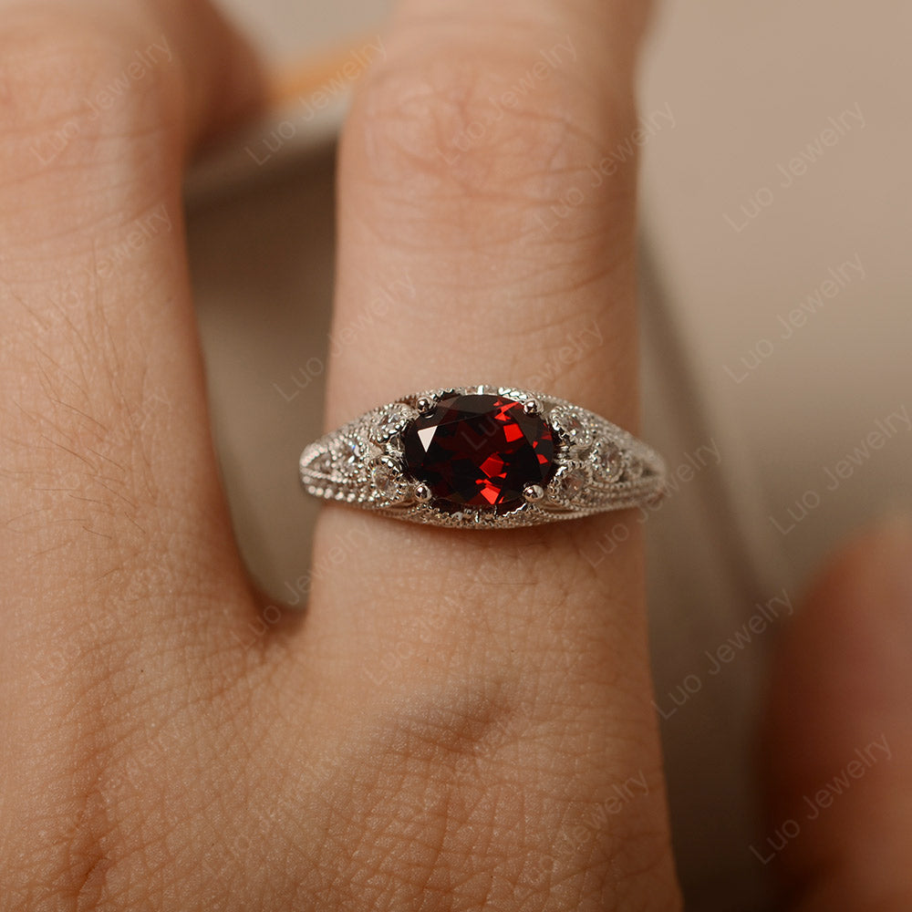 Vintage Horizontal Oval Cut Garnet Ring - LUO Jewelry