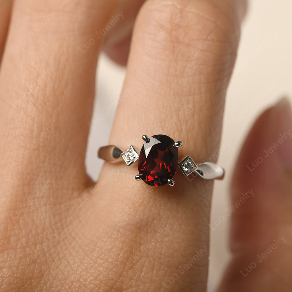 Garnet Ring Vintage Oval Wedding Rings - LUO Jewelry