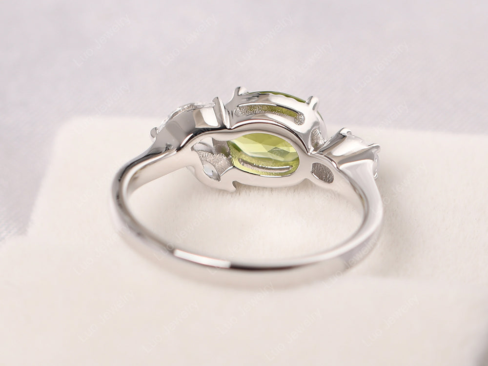 Oval Peridot Mothers Ring - LUO Jewelry