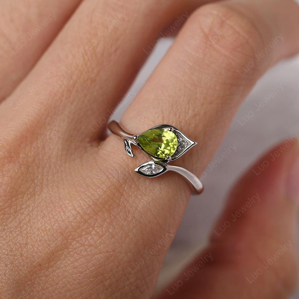 Pear Shaped Peridot Leaf Engagement Ring - LUO Jewelry