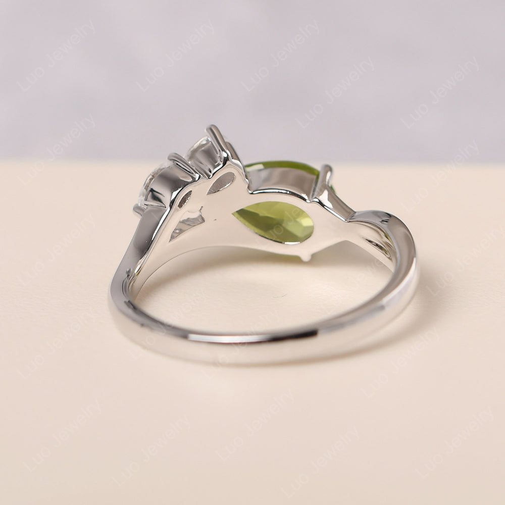 Pear Shaped Horizontal Peridot Ring - LUO Jewelry