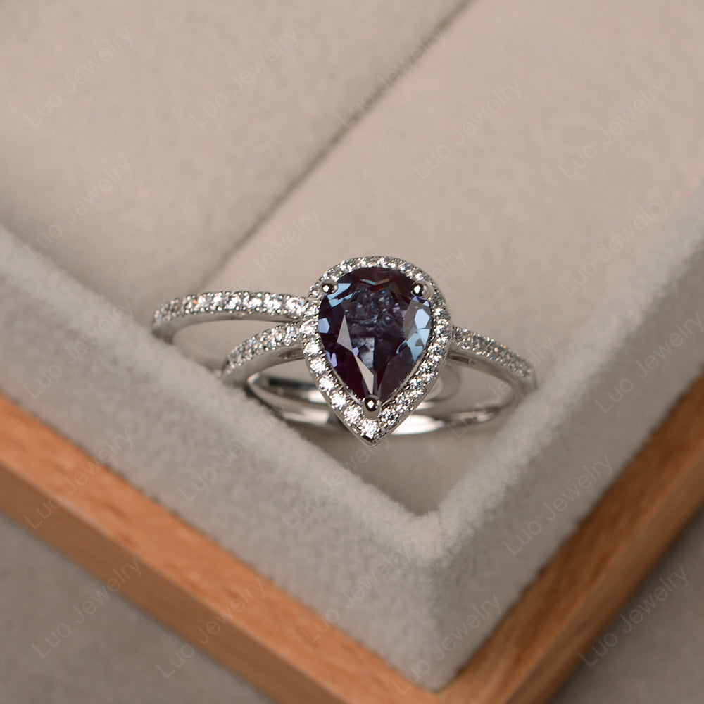 Pear Cut Alexandrite Bridal Set Engagement Ring - LUO Jewelry