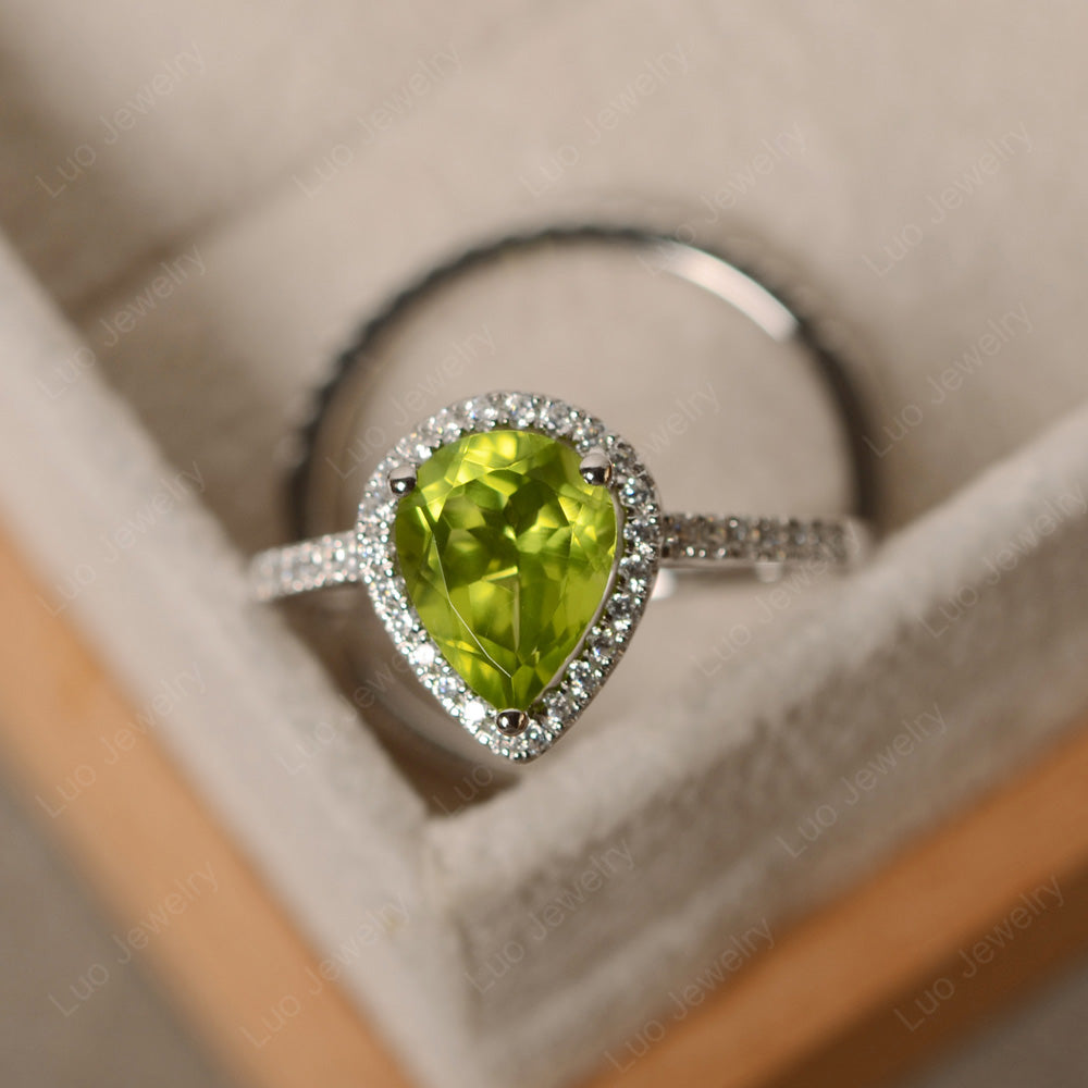 Pear Cut Peridot Bridal Set Engagement Ring - LUO Jewelry