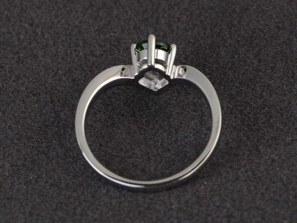 V Shaped Diopside Solitaire Wedding Ring - LUO Jewelry