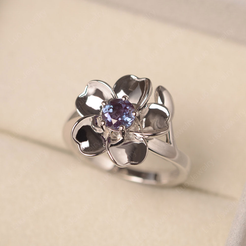 Round Alexandrite Flower Ring