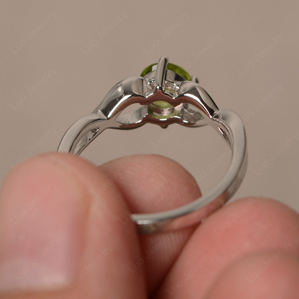 Kite Set Round Peridot Solitaire Ring Gold - LUO Jewelry