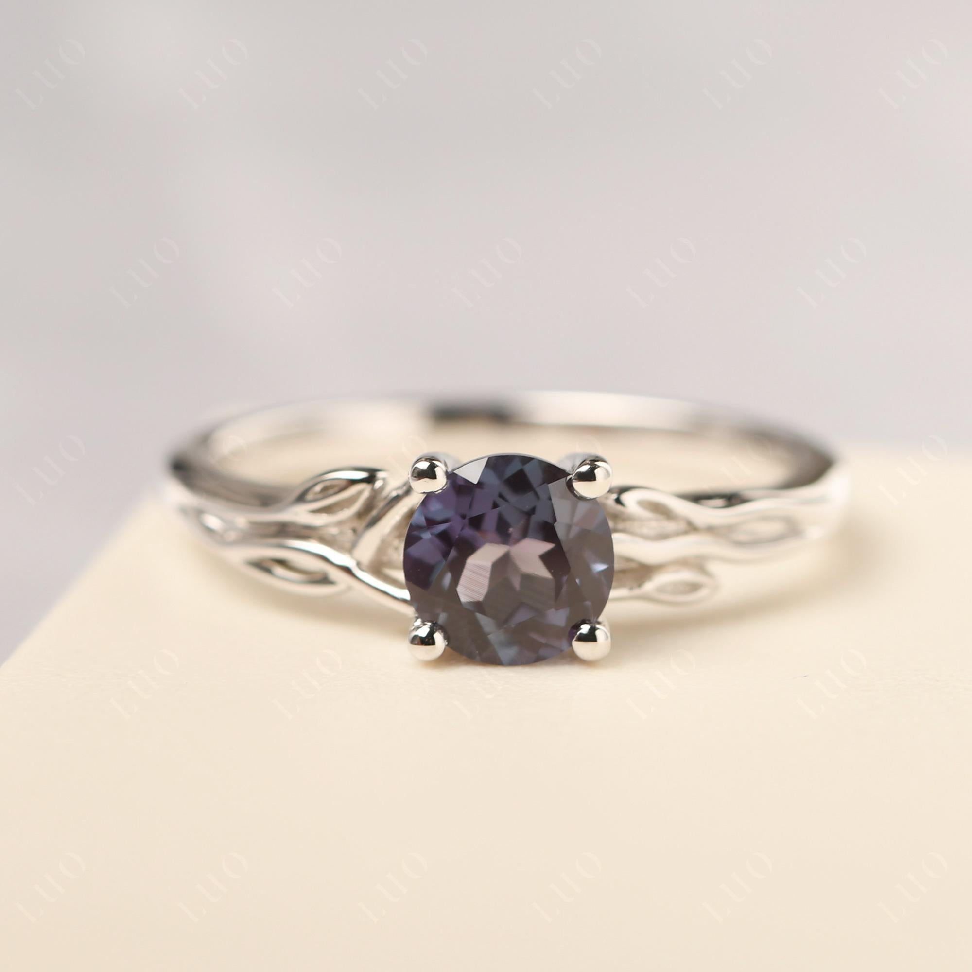 Petite Alexandrite Tender Leaf Ring - LUO Jewelry