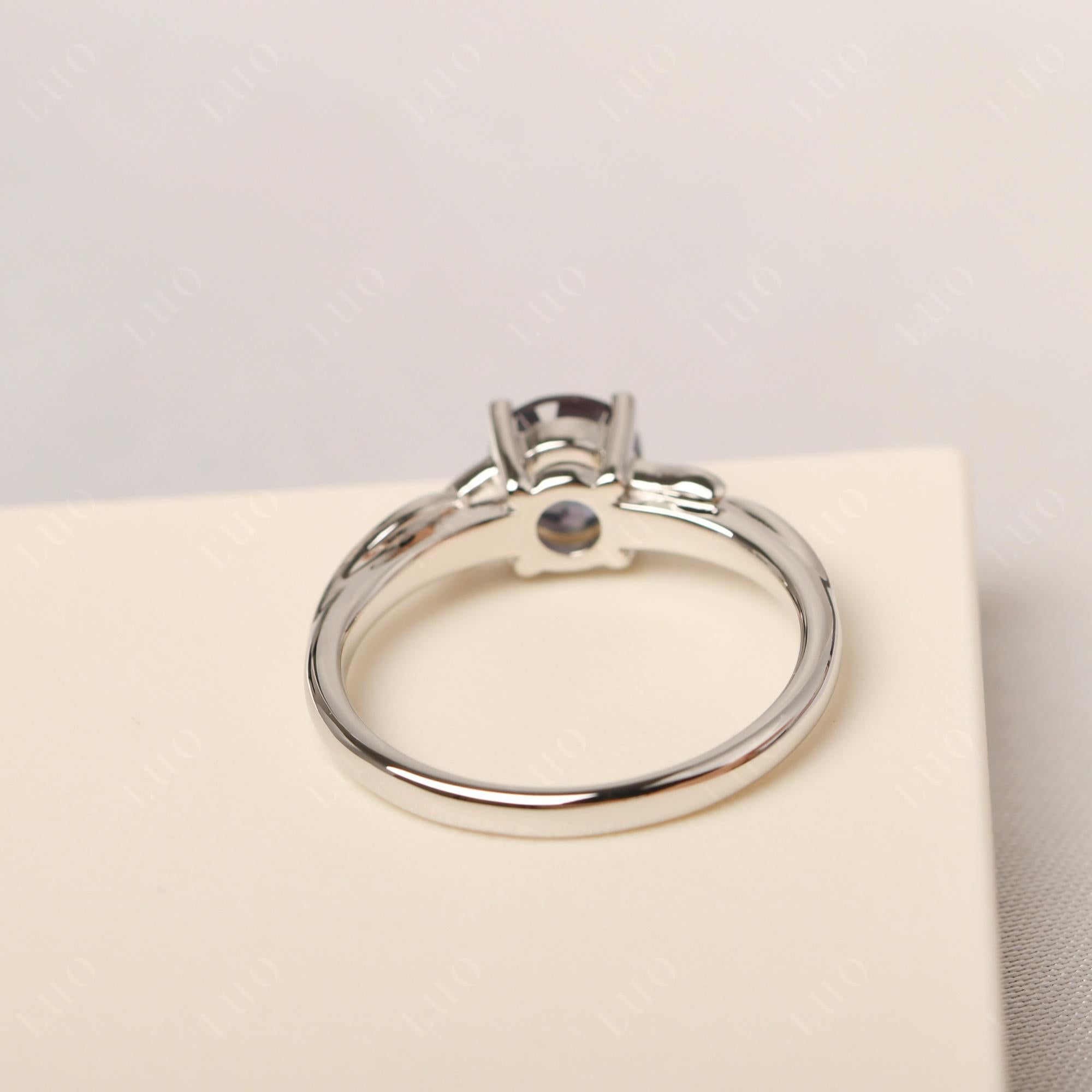 Petite Alexandrite Tender Leaf Ring - LUO Jewelry