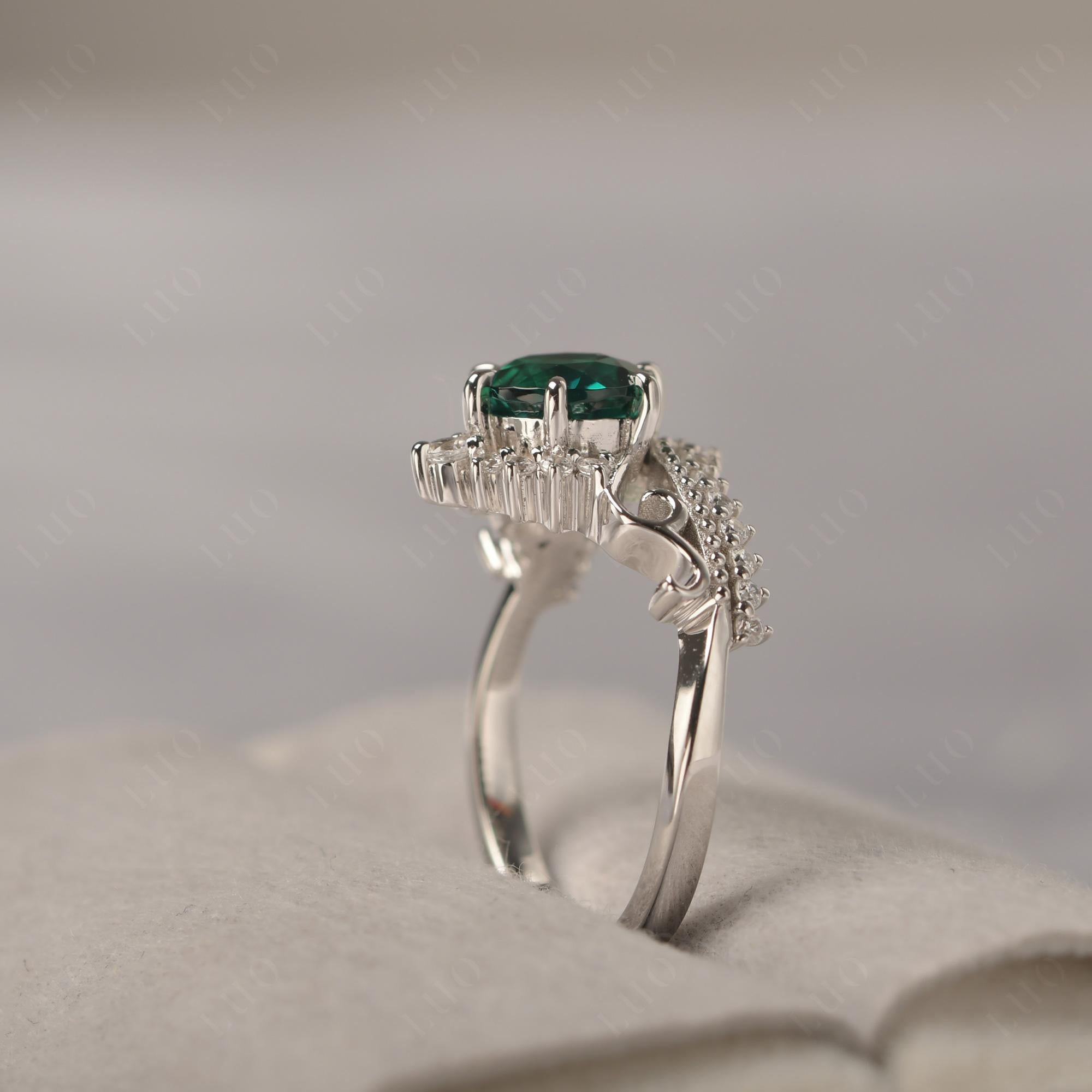 Vintage Lab Created Emerald Cocktail Ring - LUO Jewelry