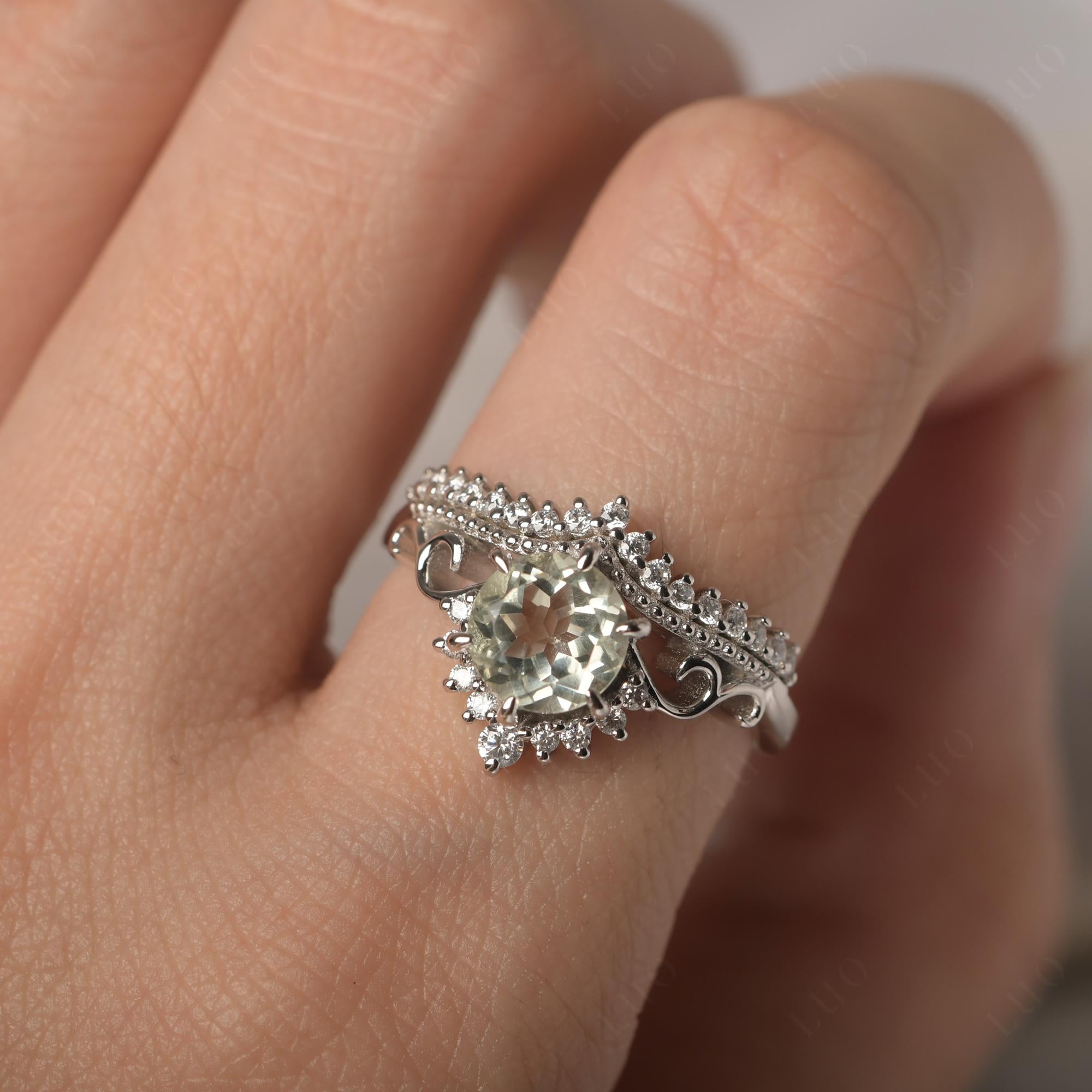 Vintage Green Amethyst Cocktail Ring - LUO Jewelry