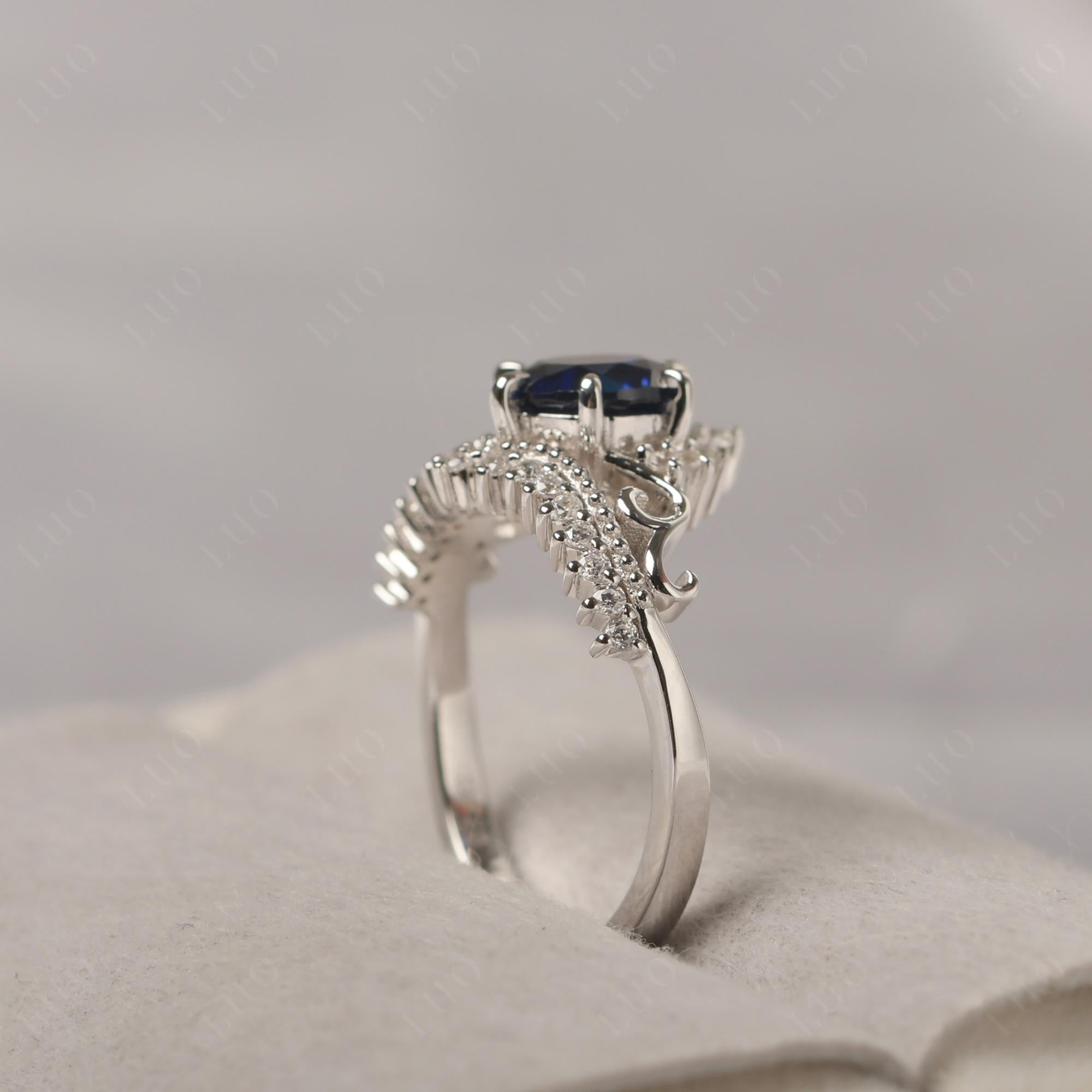 Vintage Sapphire Cocktail Ring - LUO Jewelry