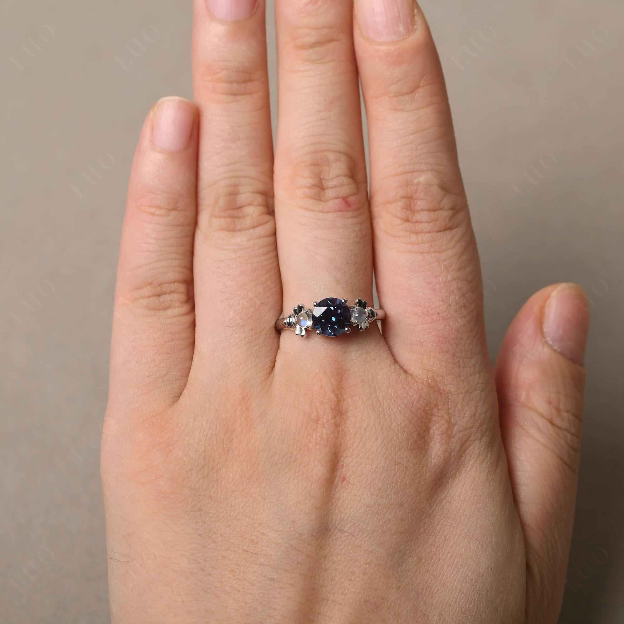 Moonstone and Alexandrite Bee Ring - LUO Jewelry