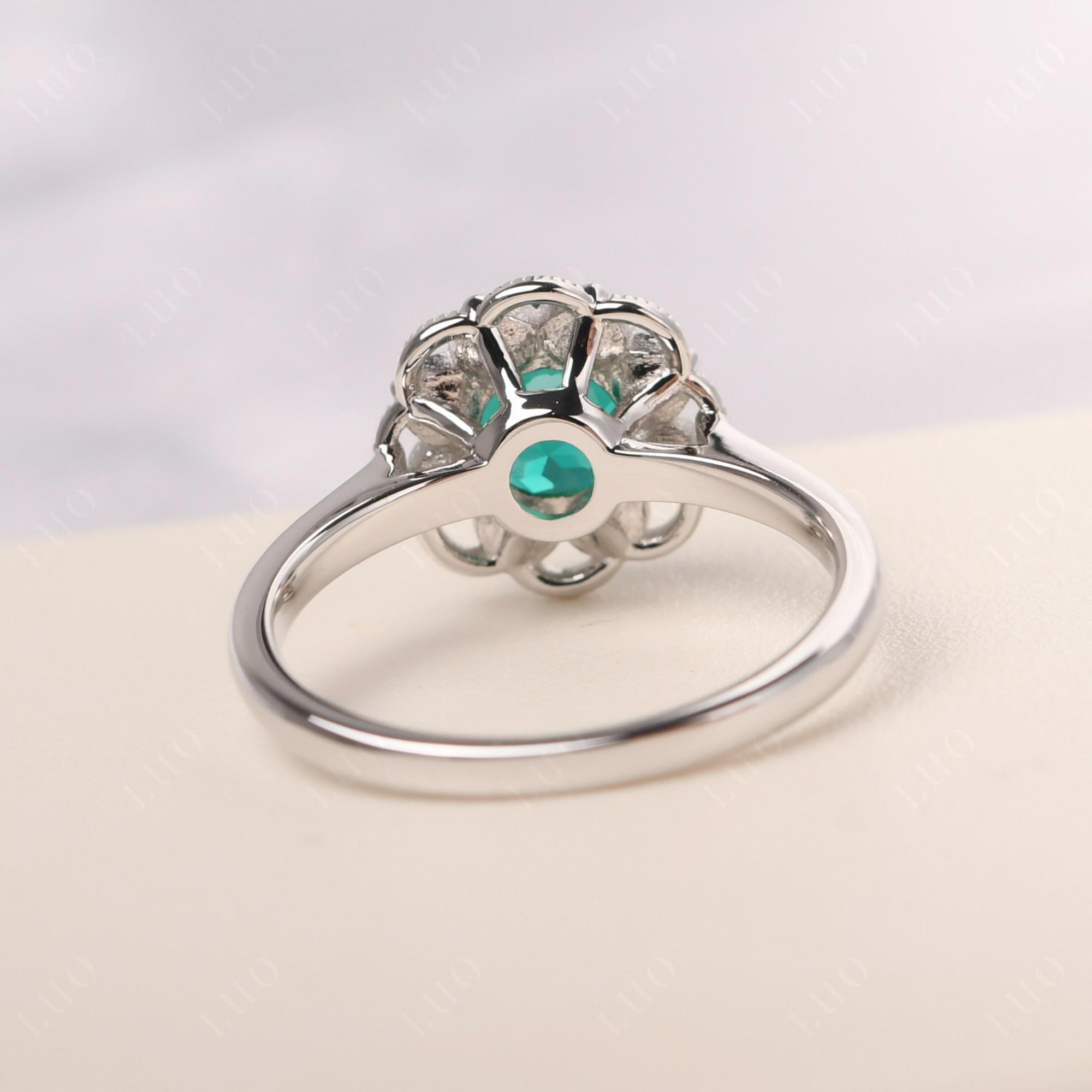 Emerald Vintage Inspired Filigree Ring - LUO Jewelry