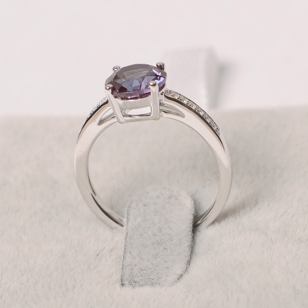 Round Cut Alexandrite Ring Yellow Gold - LUO Jewelry