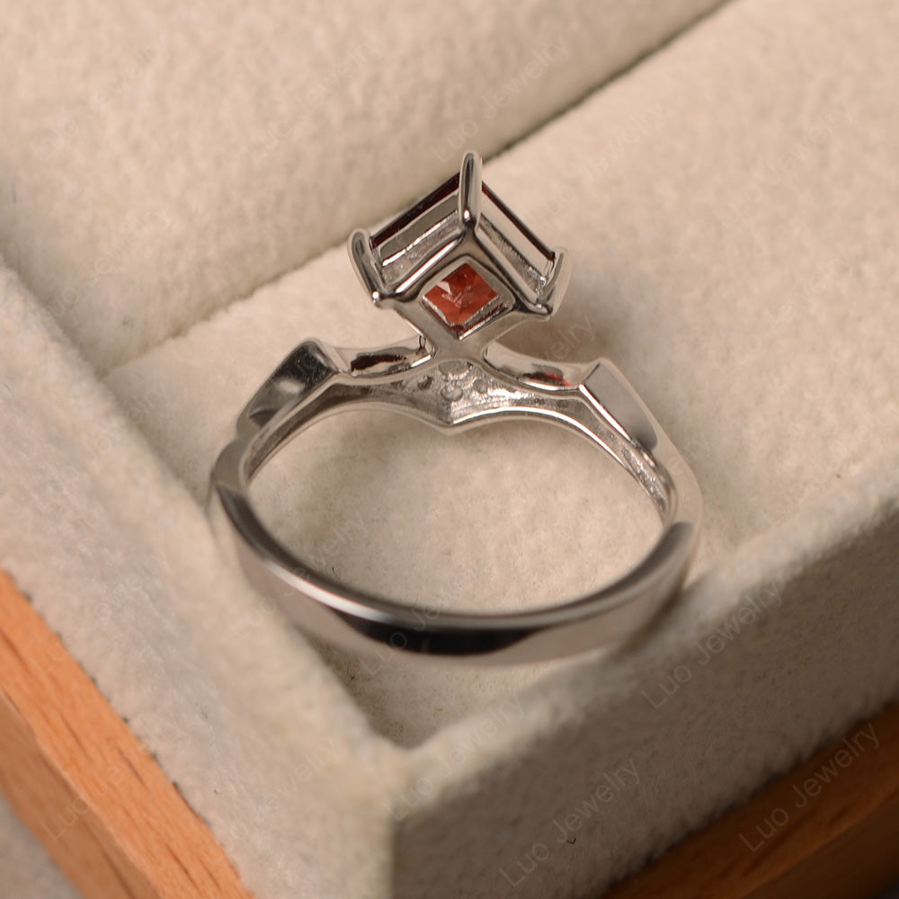 Vintage Kite Set Princess Cut Garnet Ring - LUO Jewelry