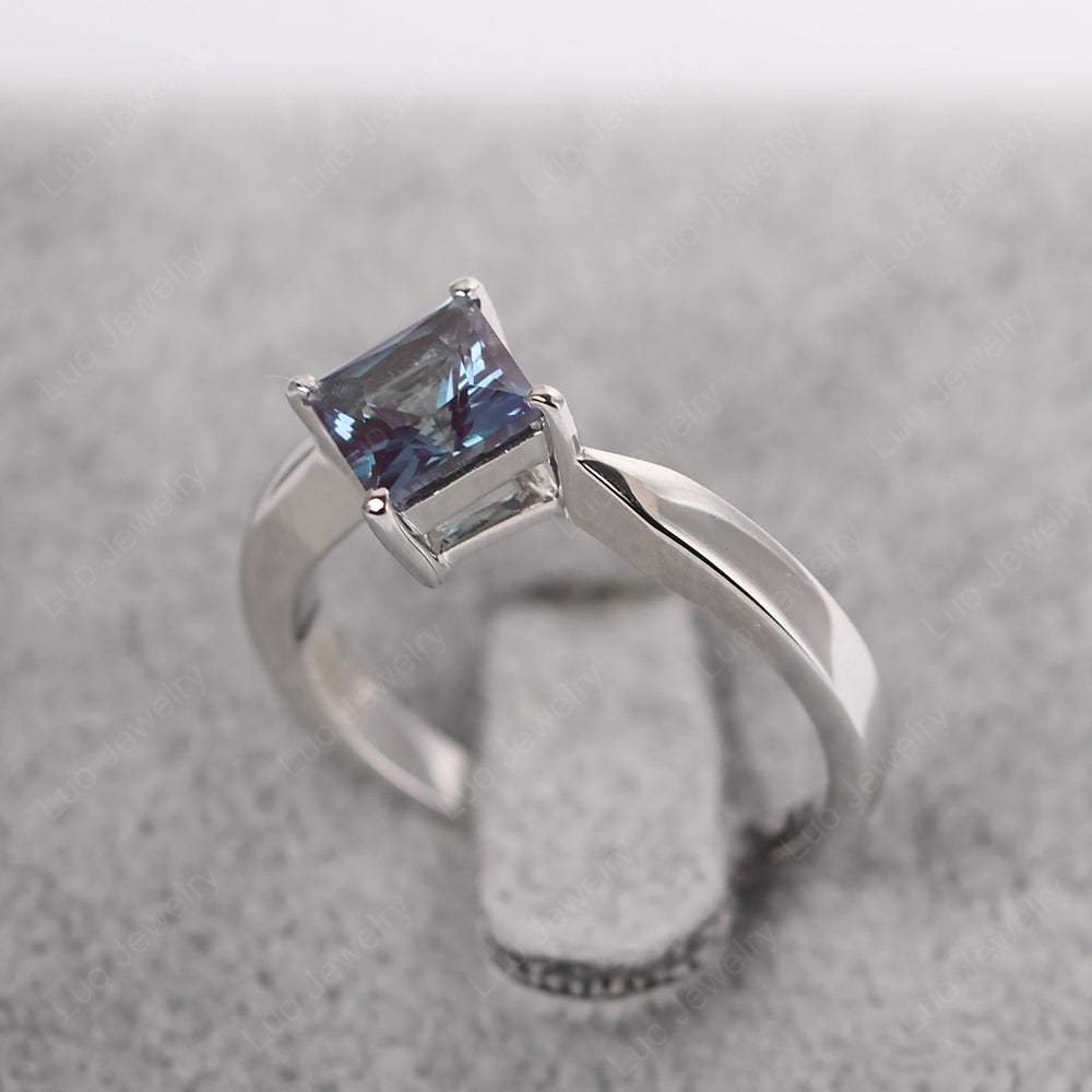 Princess Cut Kite Set Alexandrite Solitaire Ring - LUO Jewelry