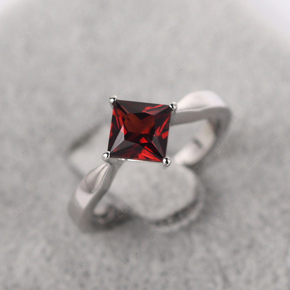 Princess Cut Kite Set Garnet Solitaire Ring - LUO Jewelry