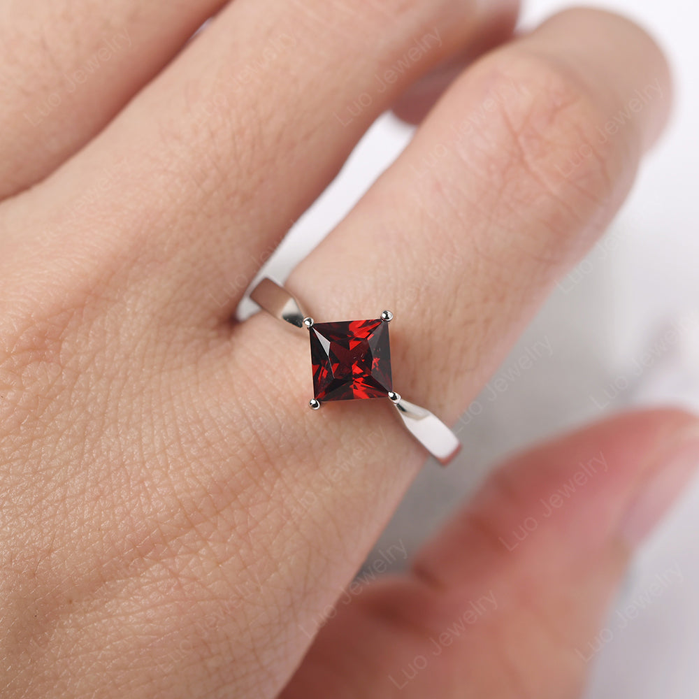 Princess Cut Kite Set Garnet Solitaire Ring - LUO Jewelry