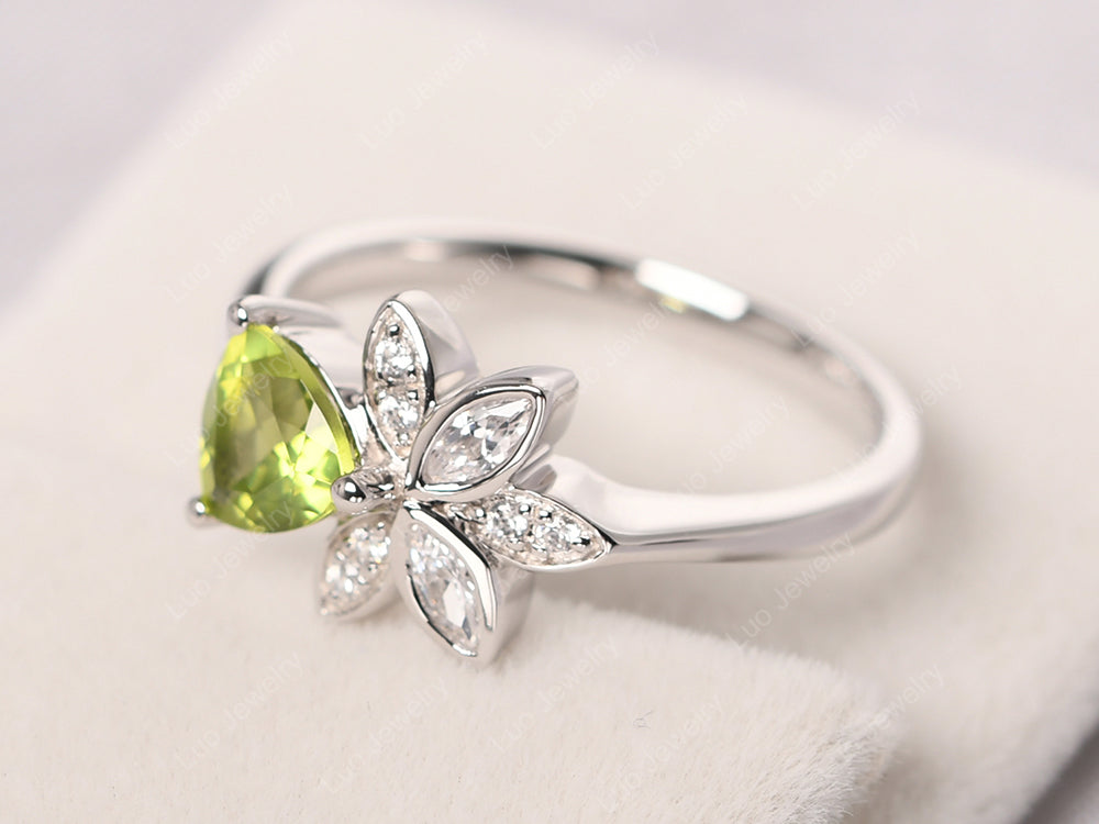 Trillion Cut Peridot Flower Ring - LUO Jewelry