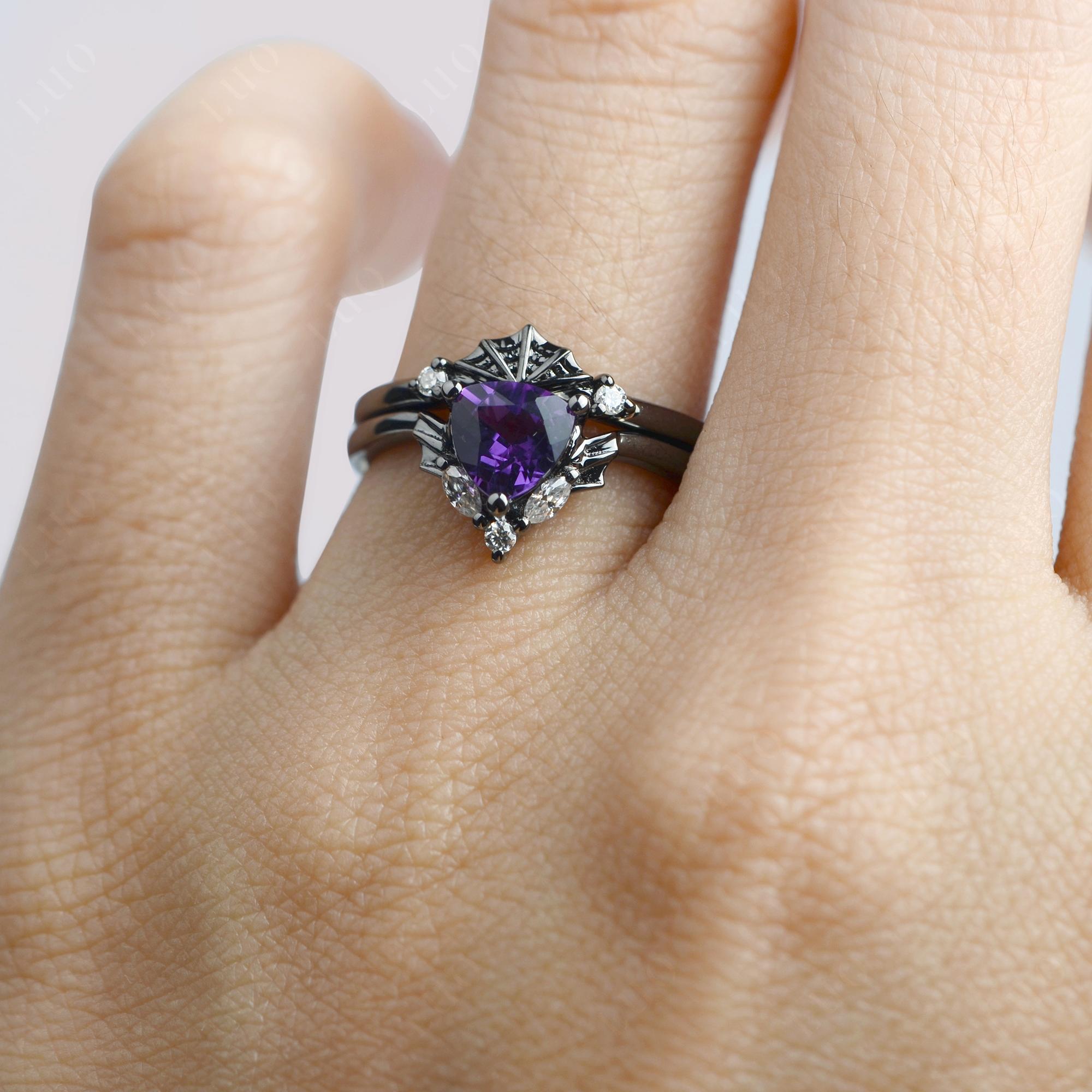 Bat and Spider Web Amethyst Ring Set - LUO Jewelry