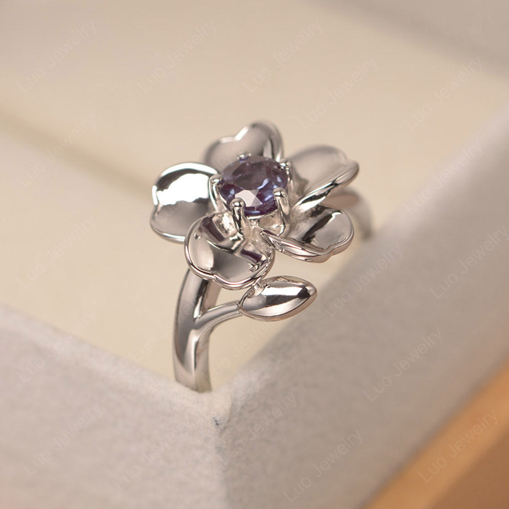 Round Alexandrite Flower Ring