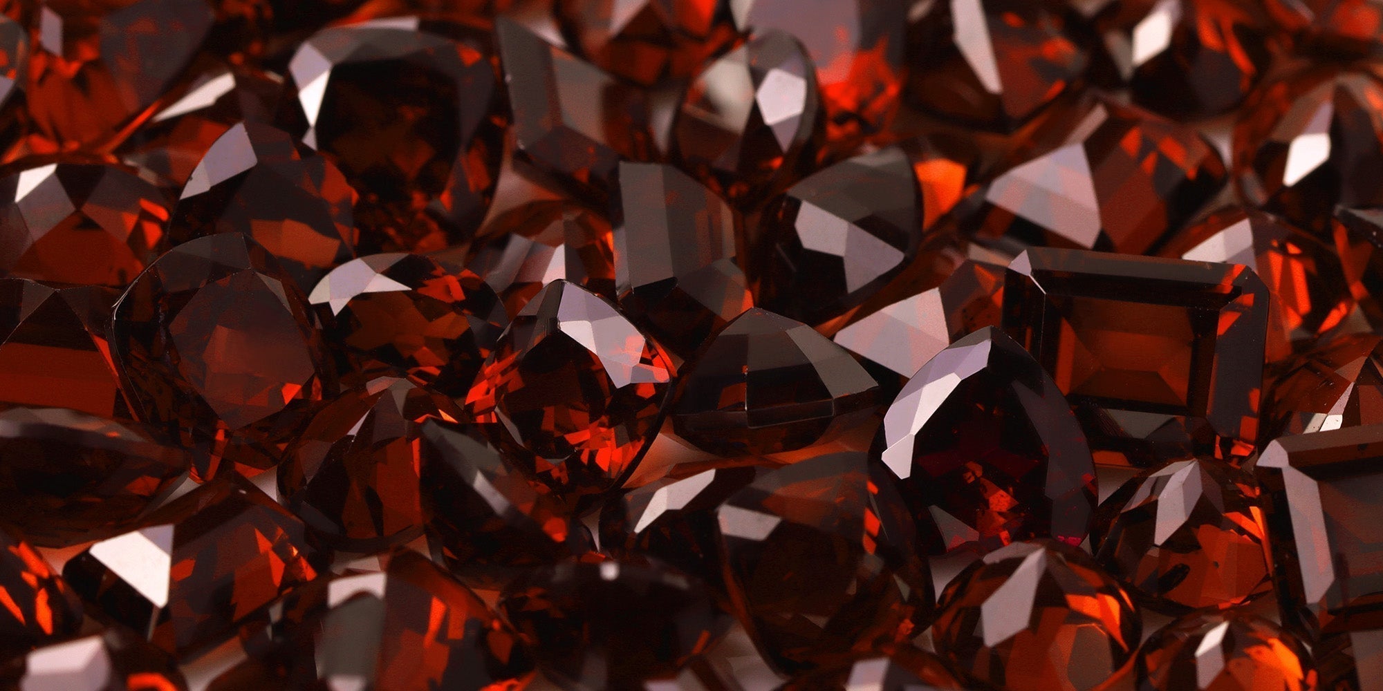 The Legend about January birthstone—Garnet