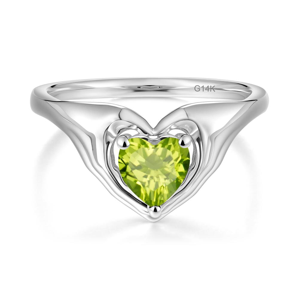 Peridot Claddagh Promise Ring | LUO