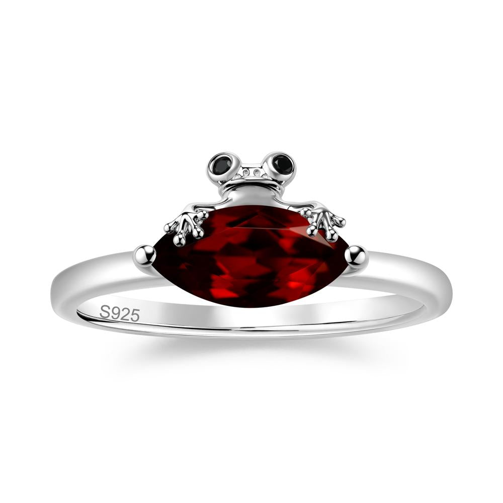 Lucky Frog London Blue Topaz and Black Spinel Ring for Ladies - LUO Jewelry #gemstone_Garnet and Black Spinel