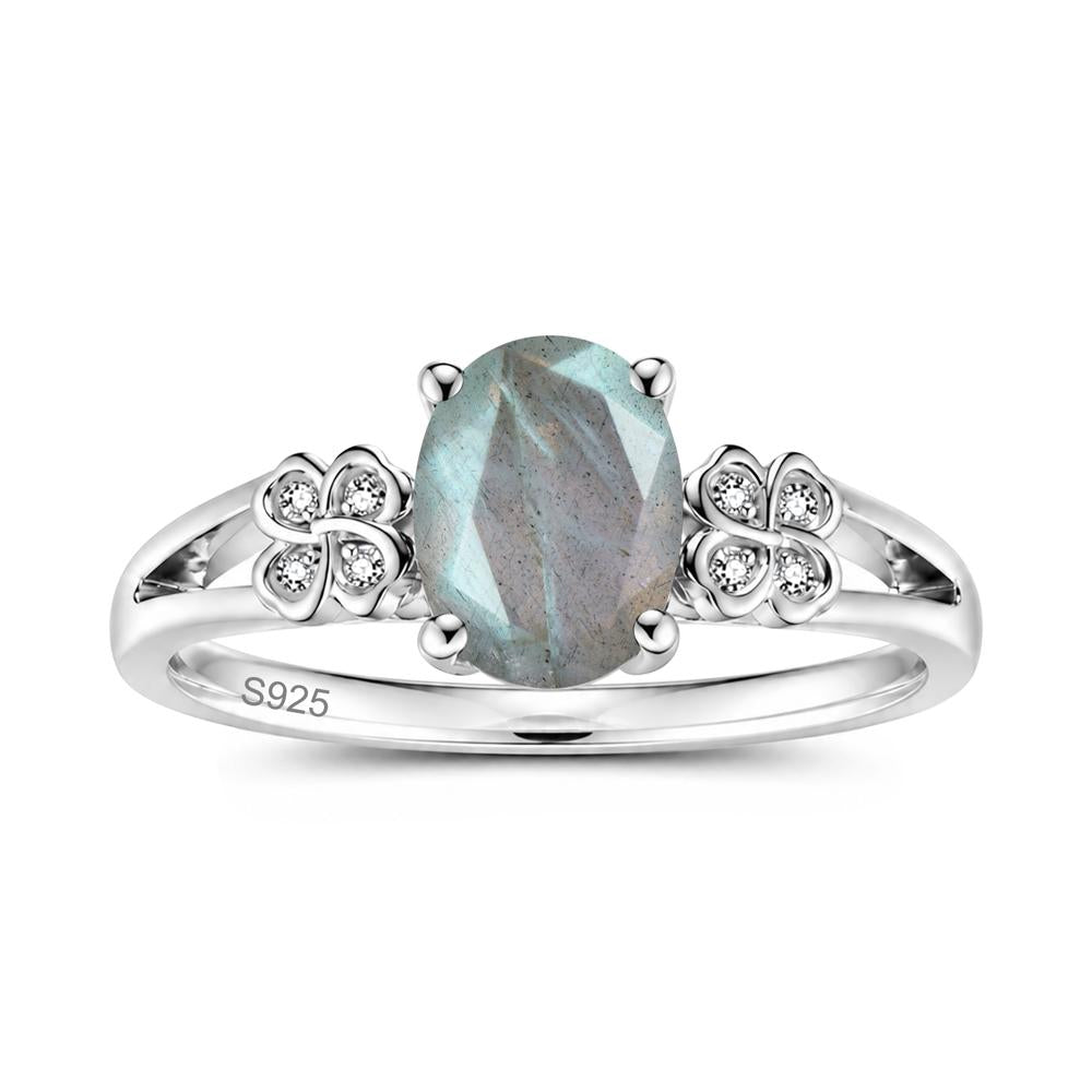 Oval Cut Emerald Leaf Clover Ring - LUO Jewelry #gemstone_Labradorite