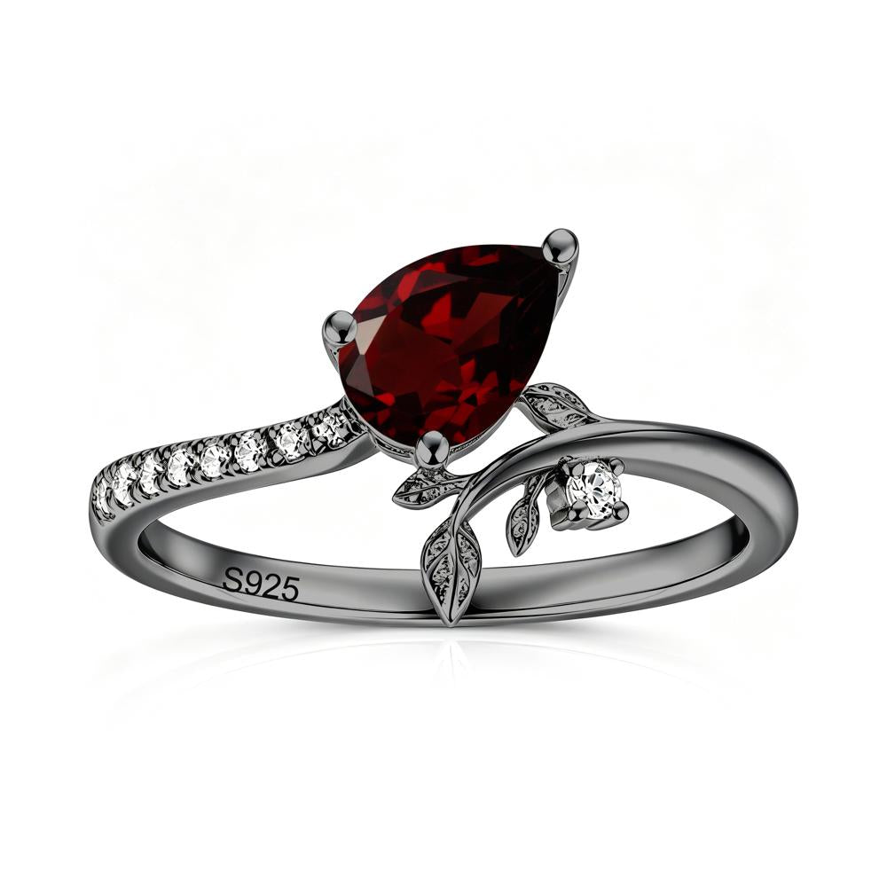 Pear Cut Emerald Twig Leaf Ring - LUO Jewelry #gemstone_Garnet
