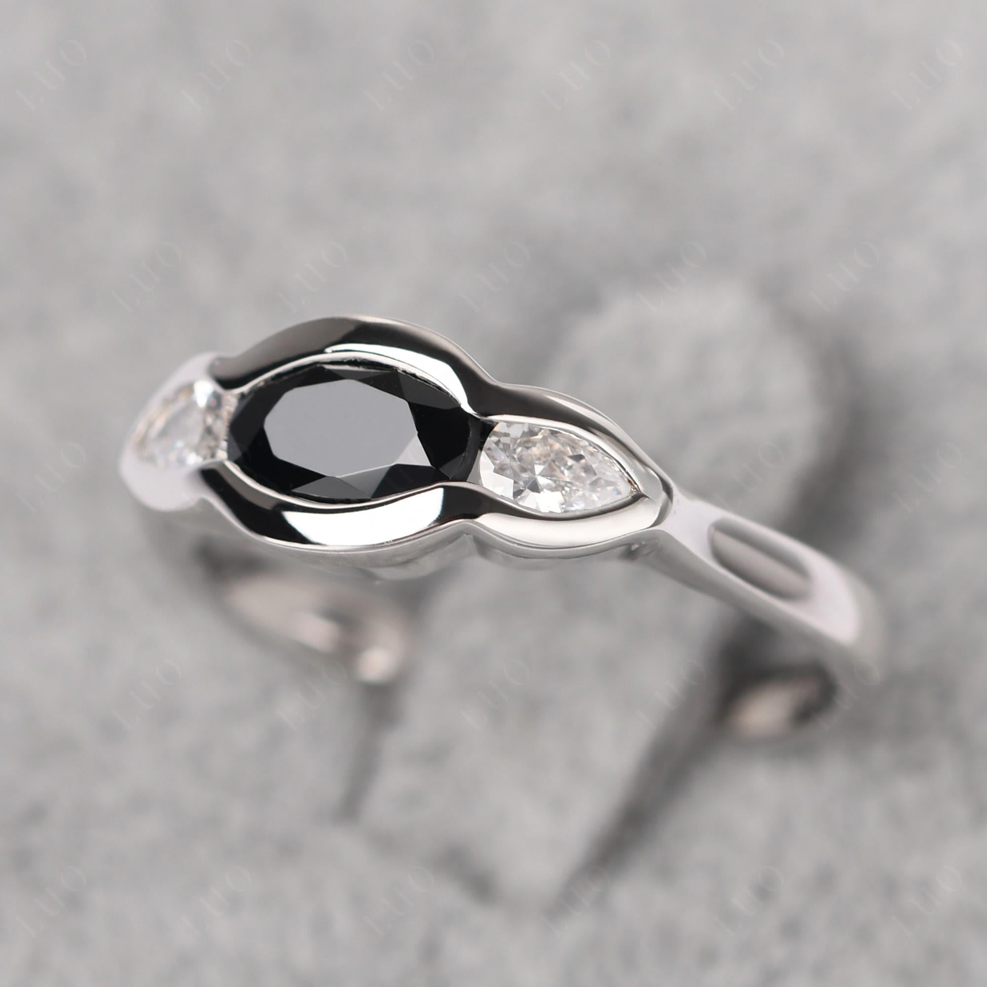 3 Stone Bezel Set Black Spinel Wave Ring - LUO Jewelry 