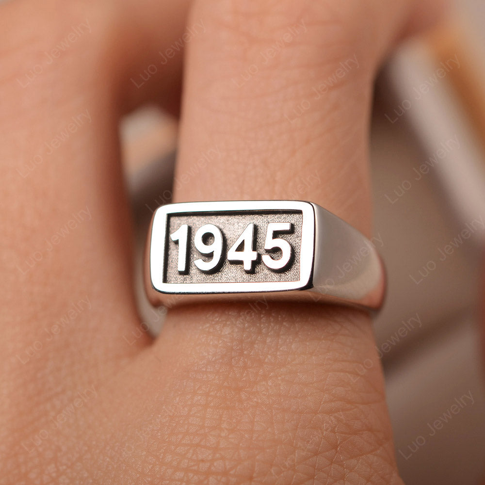 Men's Number Stamp Ringnone