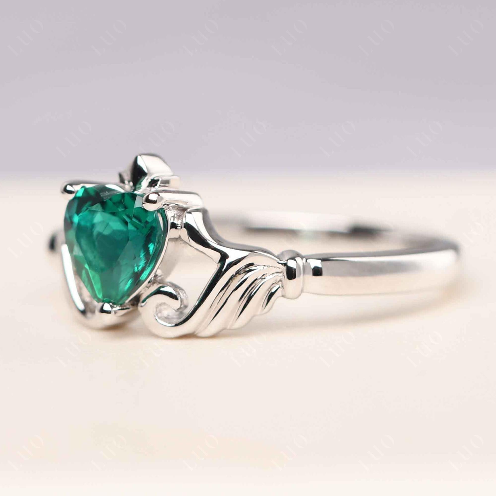 Emerald Claddagh Ring - LUO Jewelry 