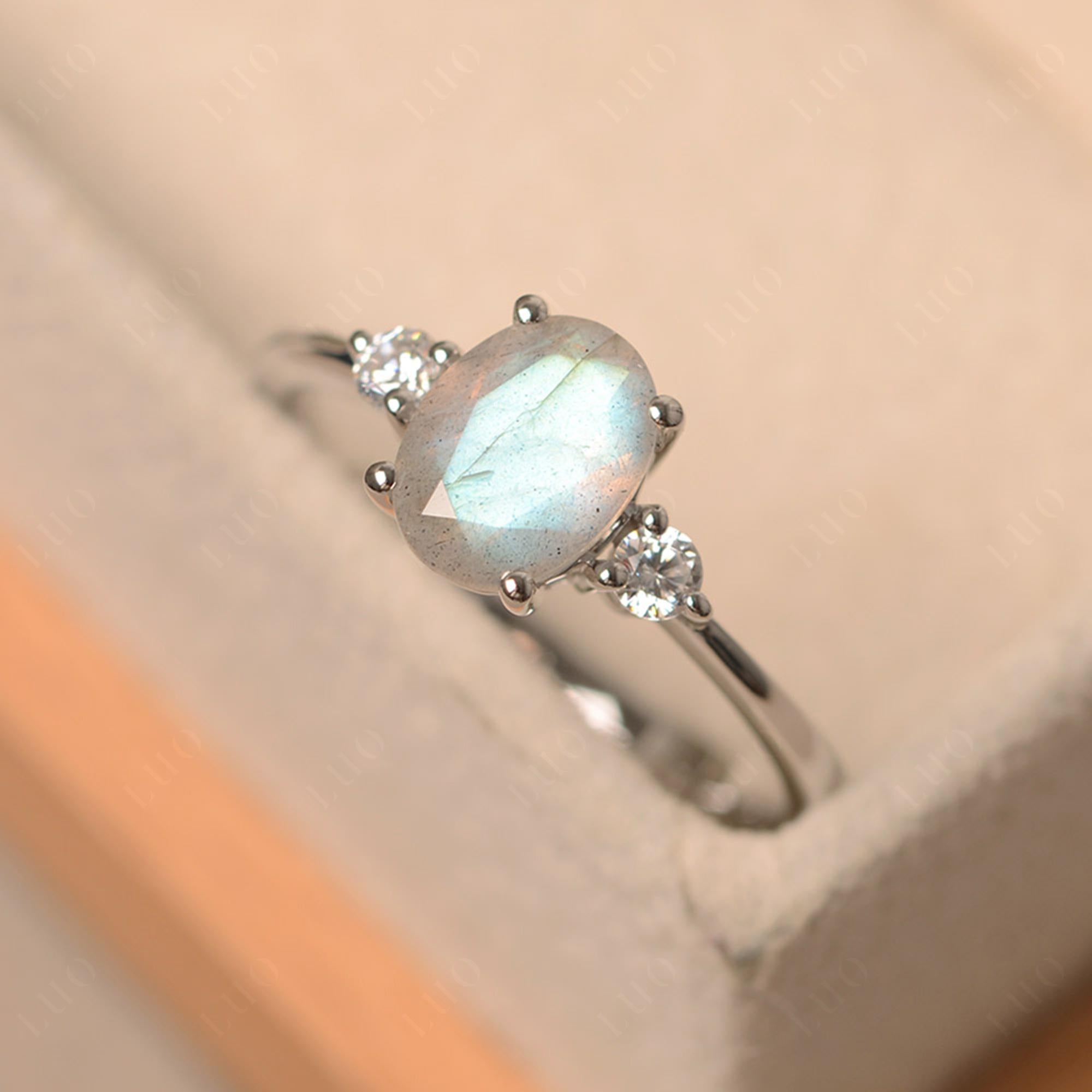 Trilogy Oval Labradorite Ring - LUO Jewelry 