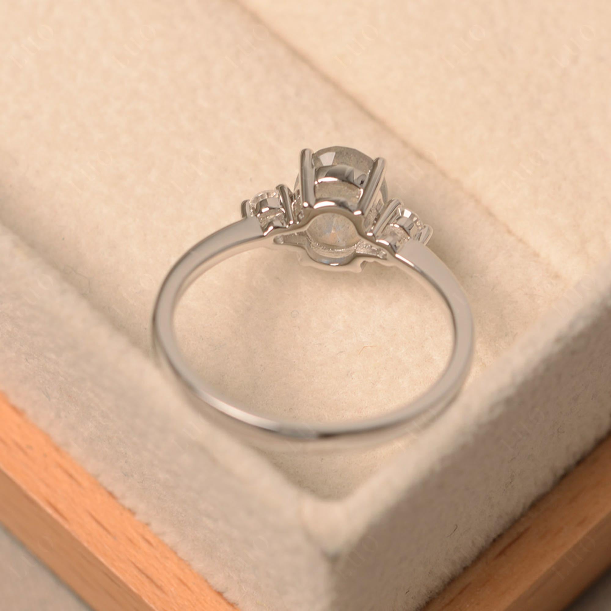 Trilogy Oval Labradorite Ring - LUO Jewelry 