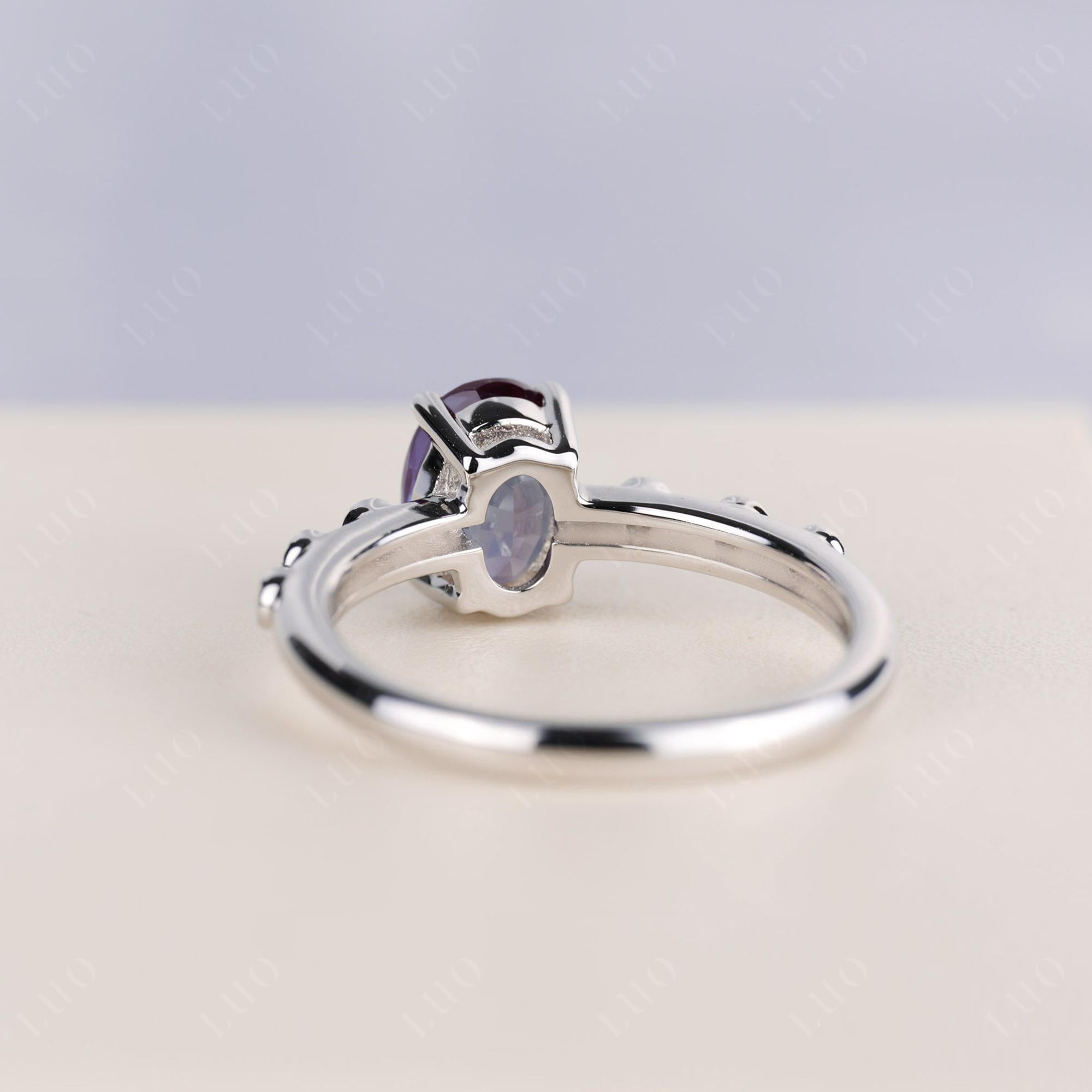Antique Oval Cut Alexandrite Ring - LUO Jewelry 