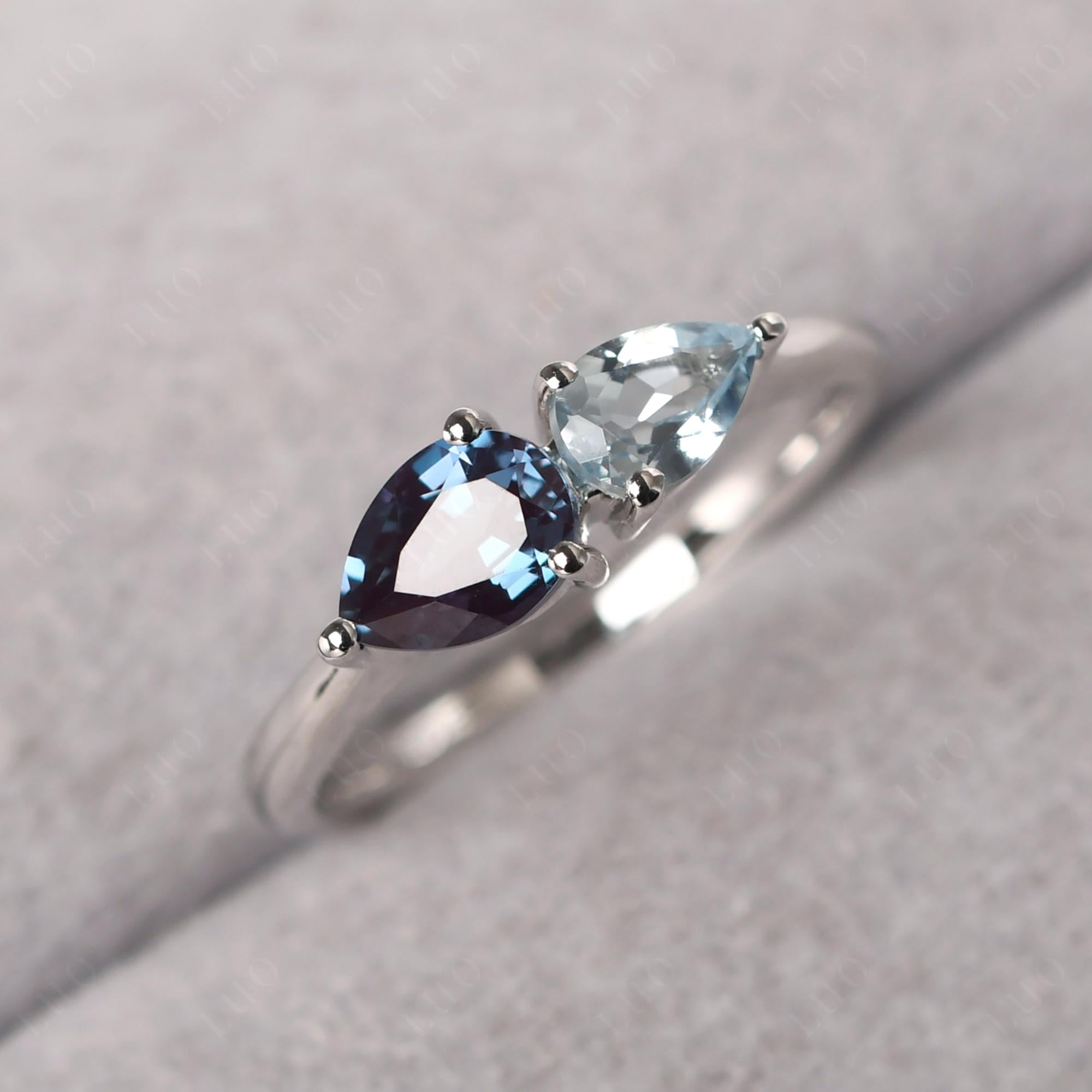 East West Pear Alexandrite and Aquamarine Ring - LUO Jewelry