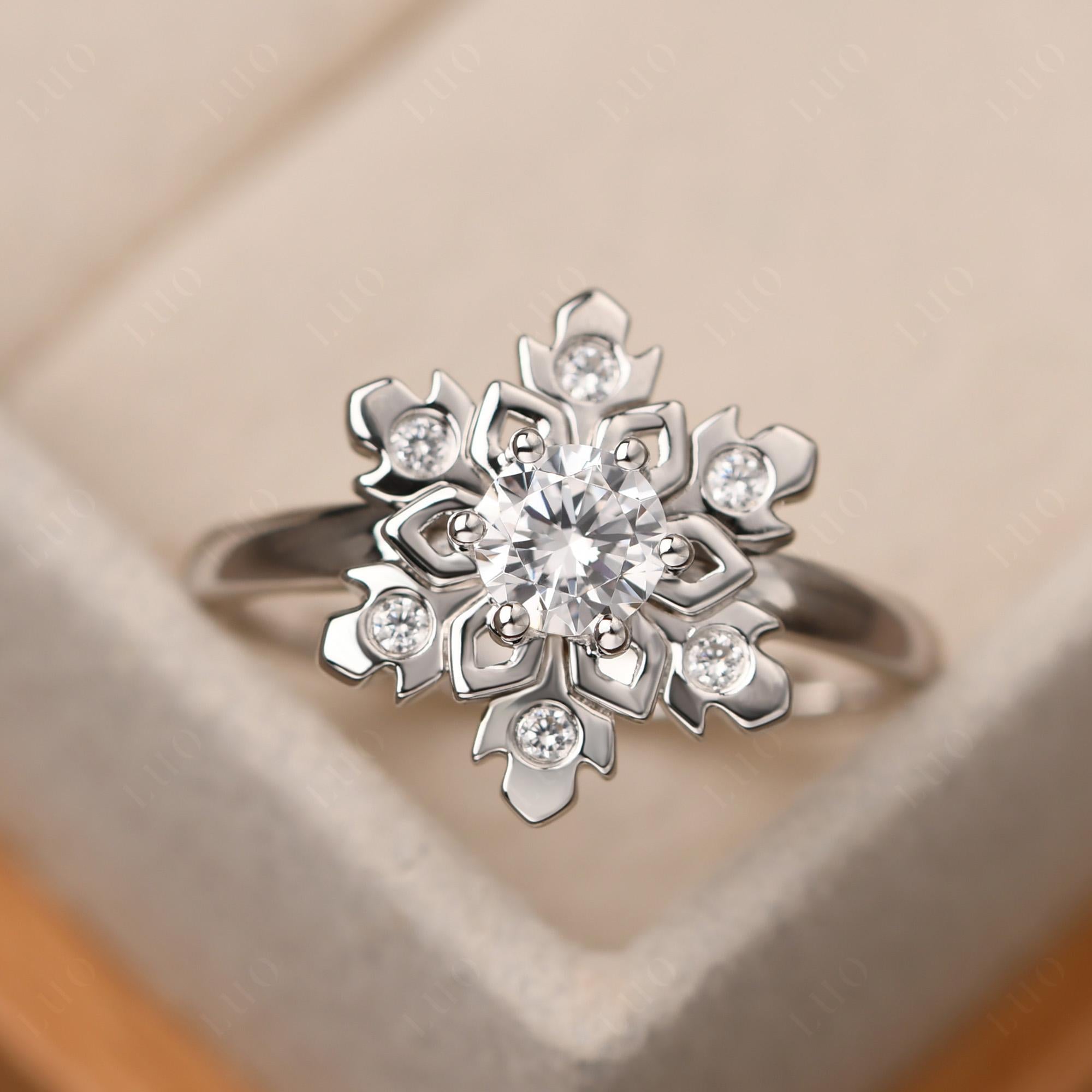 Moissanite Snowflake Engagement Ring - LUO Jewelry 