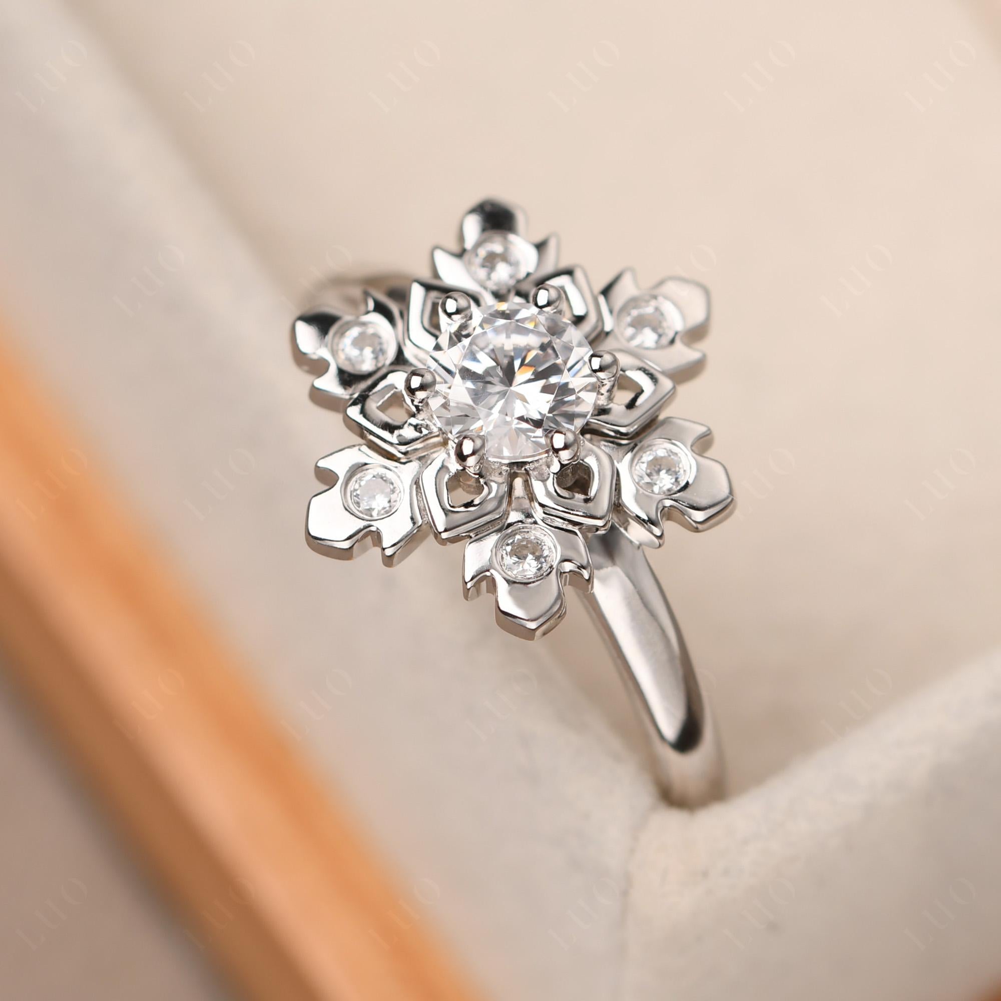 Moissanite Snowflake Engagement Ring - LUO Jewelry 