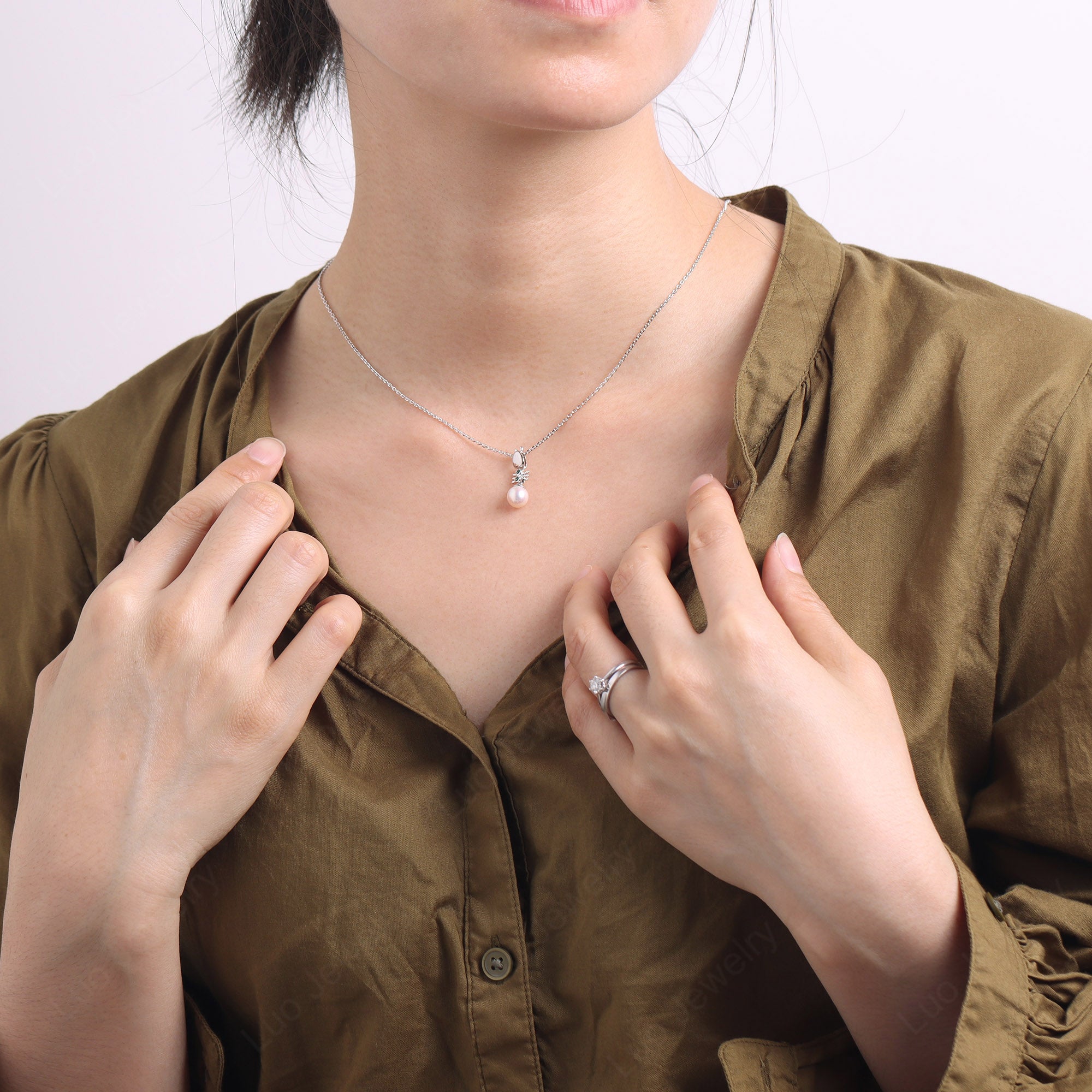 Emerald and Pearl Necklace