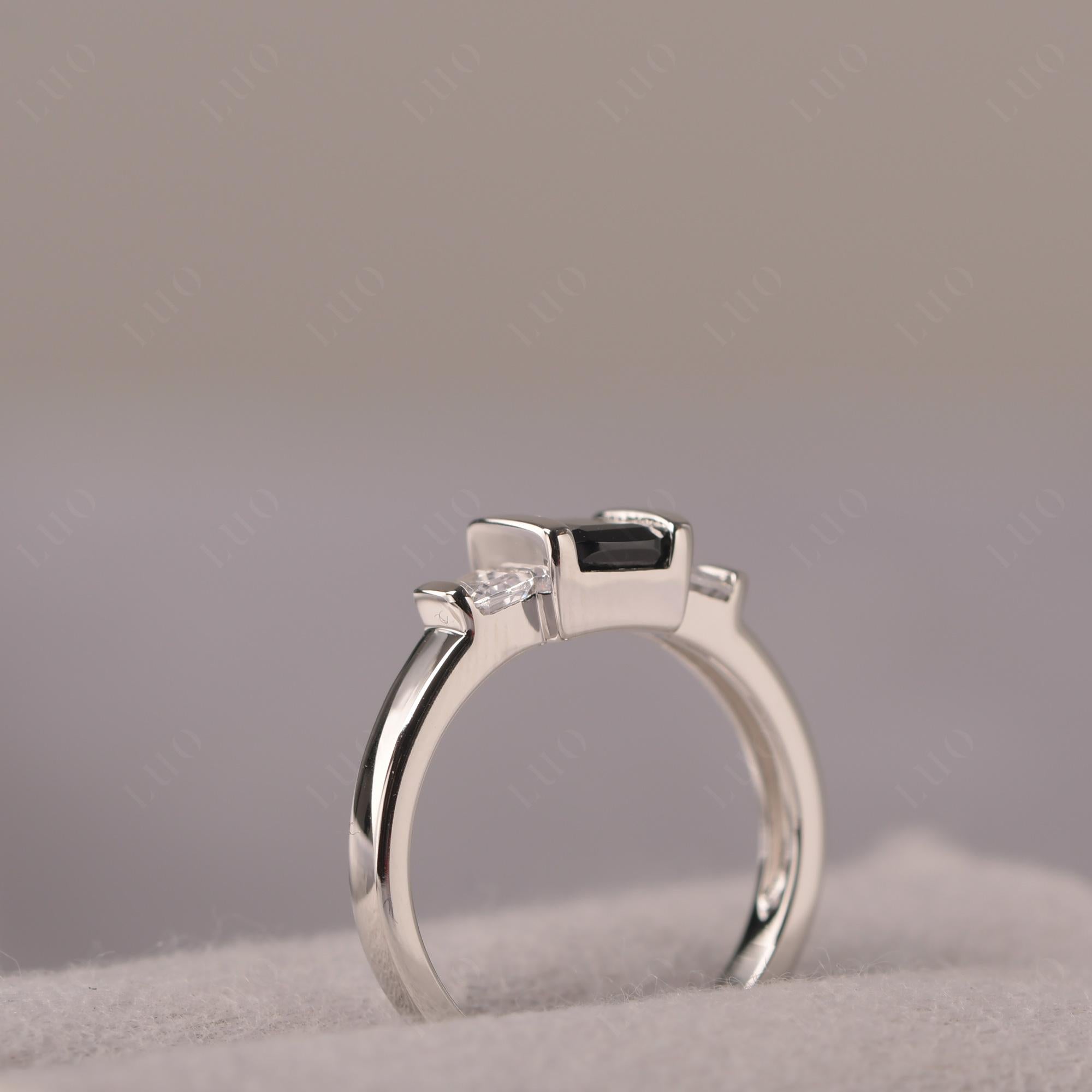 Vintage Black Stone Ring Bezel Set Emerald Cut Ring - LUO Jewelry